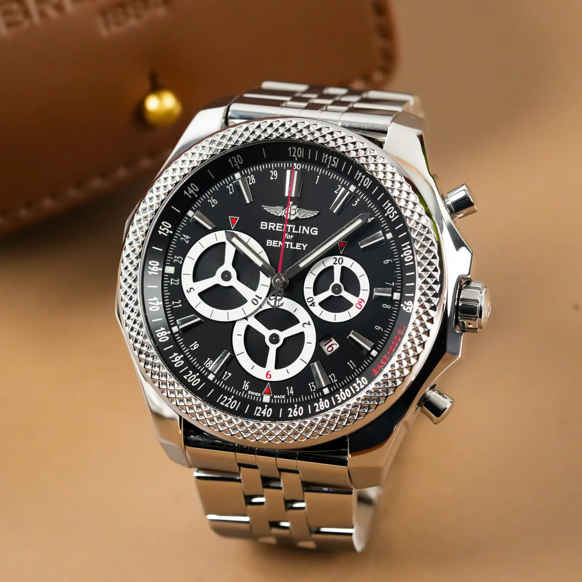 Breitling Bentley Barnato Racing Chronograph Date A25366 - Görsel 2