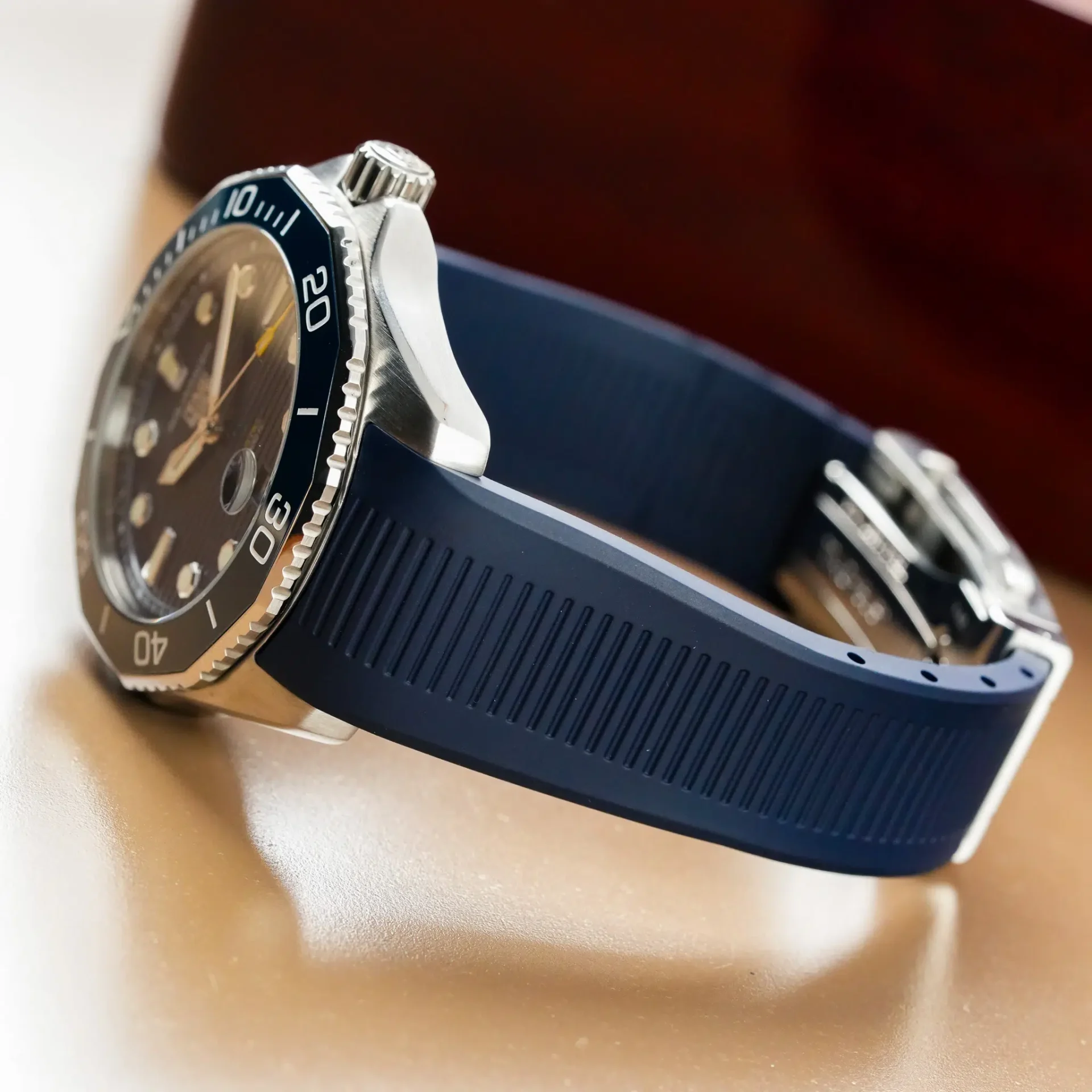 TAG Heuer Aquaracer 300M Blue Dial WBP201B - Görsel 6