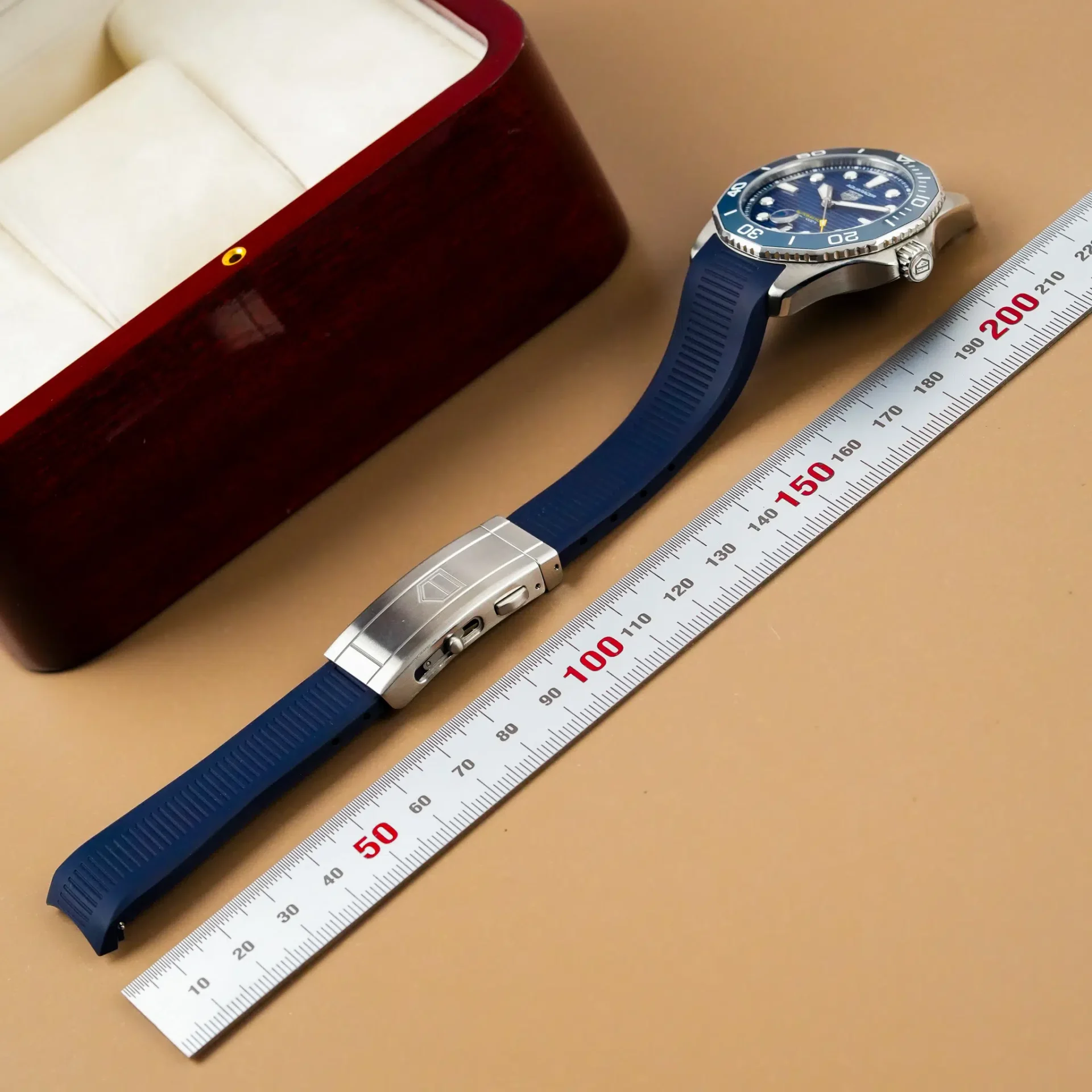 TAG Heuer Aquaracer 300M Blue Dial WBP201B - Görsel 11