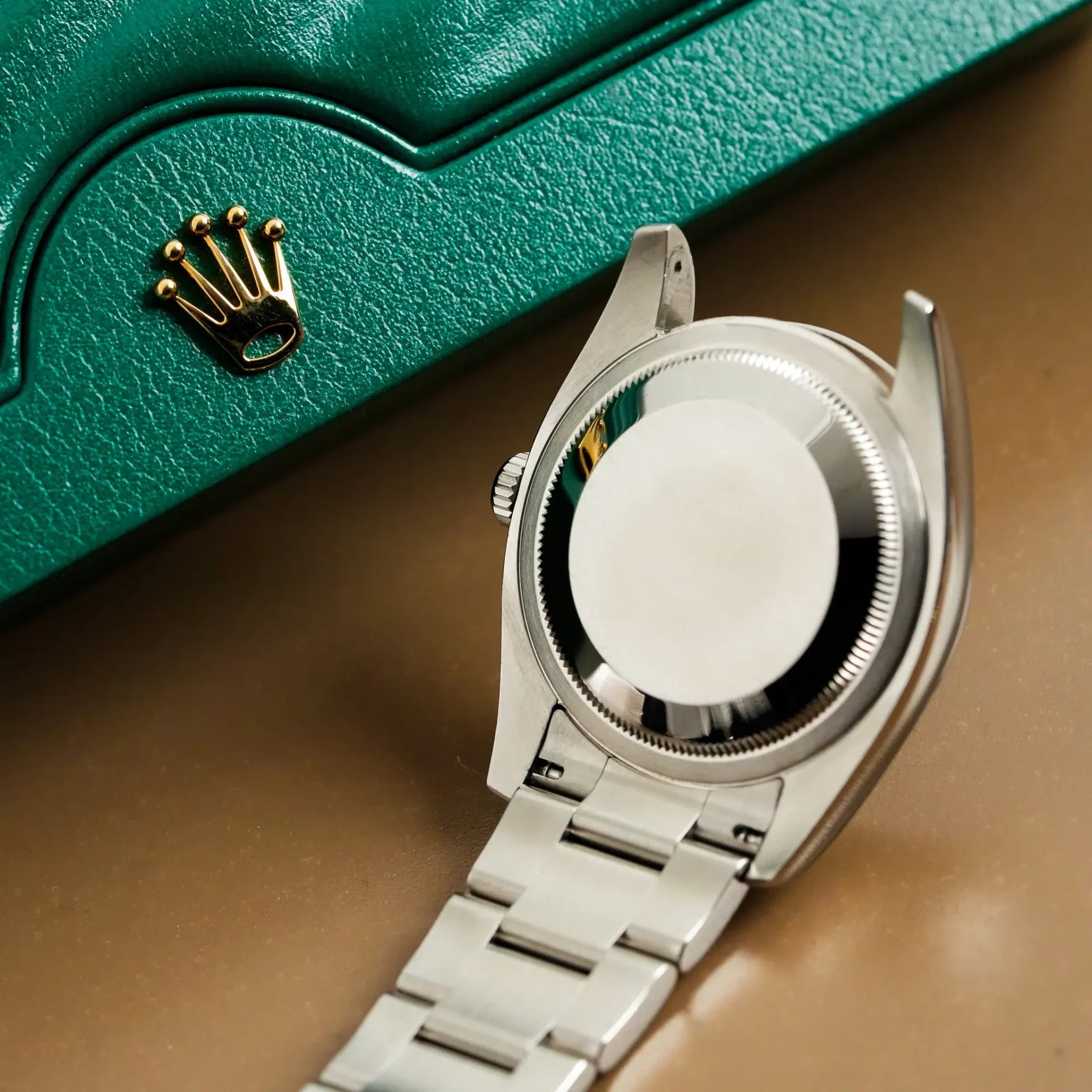 Rolex Oyster Perpetual Black on Pink Index 116000 - Görsel 12