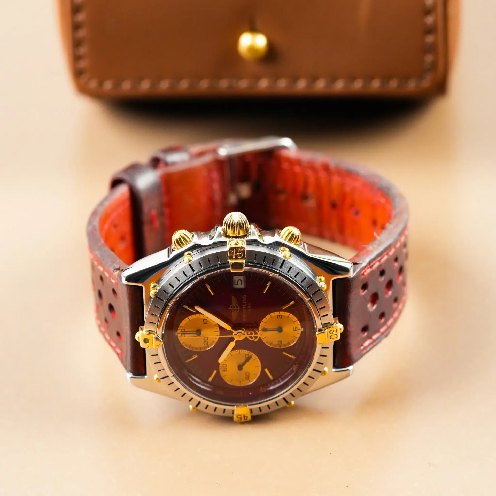 Breitling Chronomat 18k Gold Two Tone Chrono Date Red Dial B13047 - Görsel 5