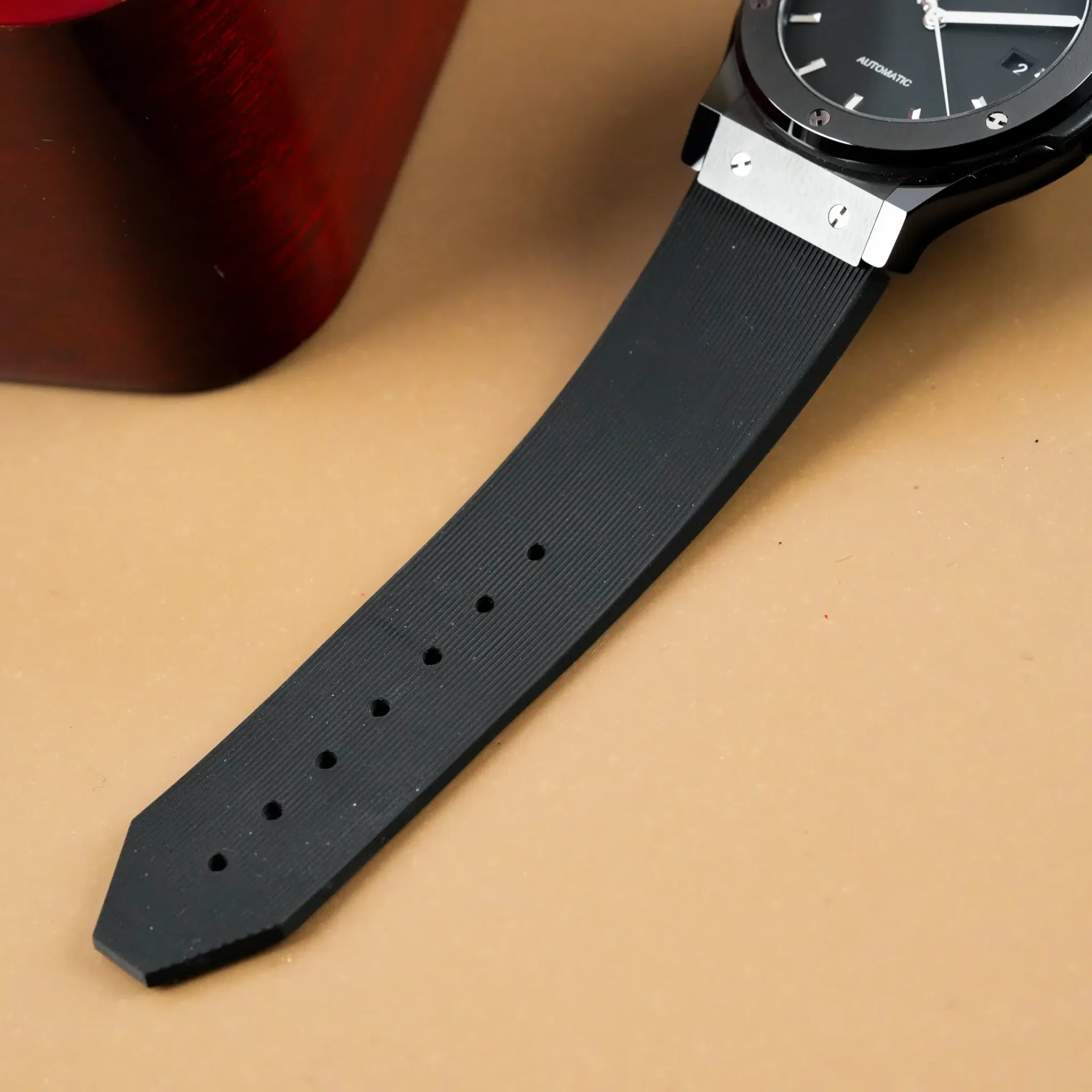 Hublot Classic Fusion Black Magic Chrono Date 542.CM.1171.RX - Görsel 12