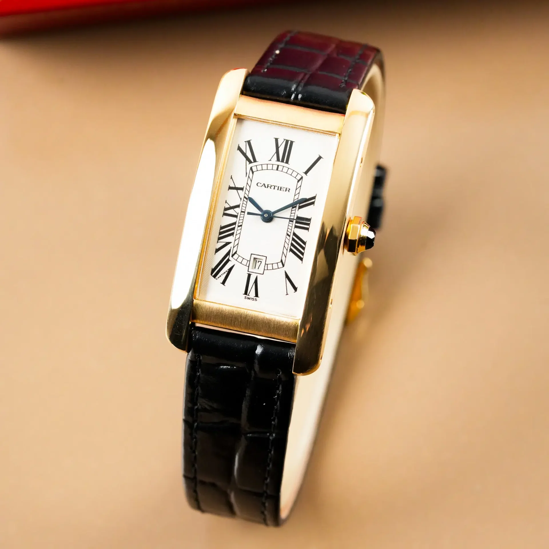 Cartier Tank Américaine Large 18K Yellow Gold W2603156 - Görsel 3