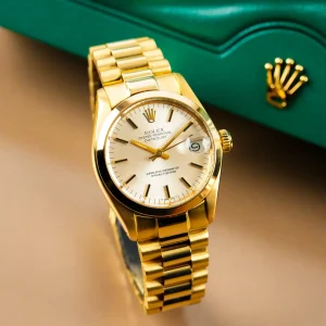 Rolex  Ladies Datejust 31 18k Yellow Gold 6824