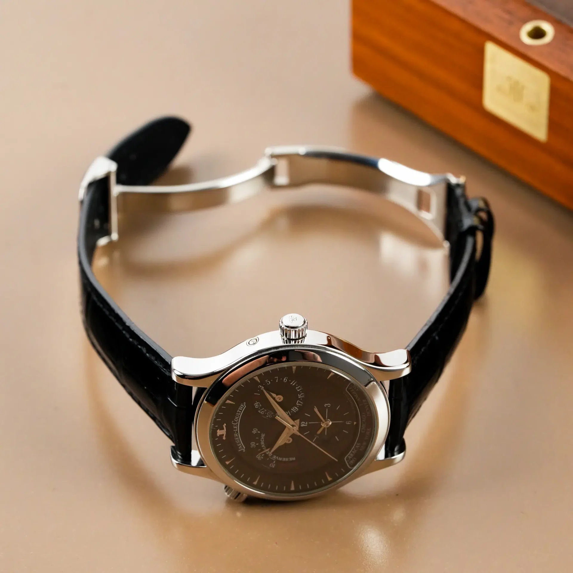 Jaeger-LeCoultre Master Geographic Control World Time Power Reserve 142.8.92.S - Görsel 10