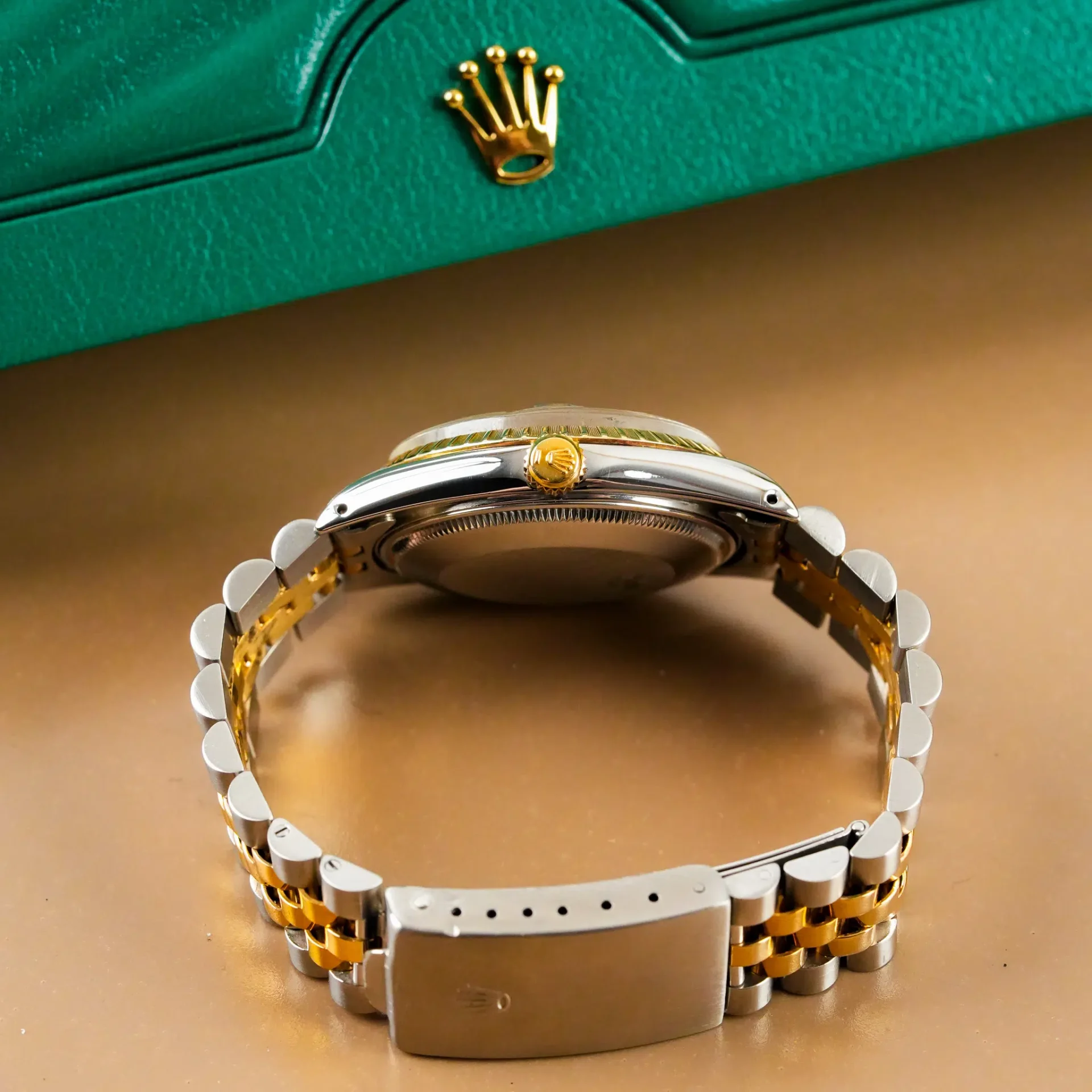 Rolex Oyster Perpetual Date Two Tone Roman Dial 15053 - Görsel 8