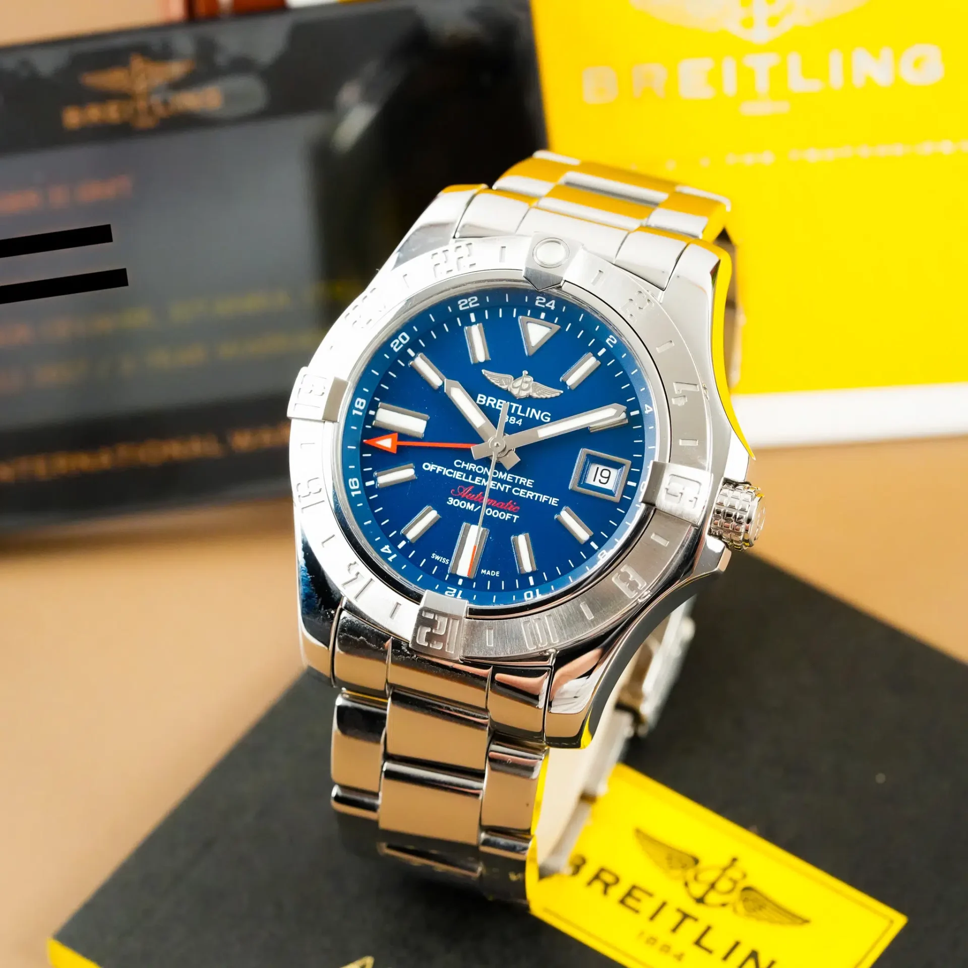 Breitling Avenger II GMT Full Set A32390 - Görsel 2