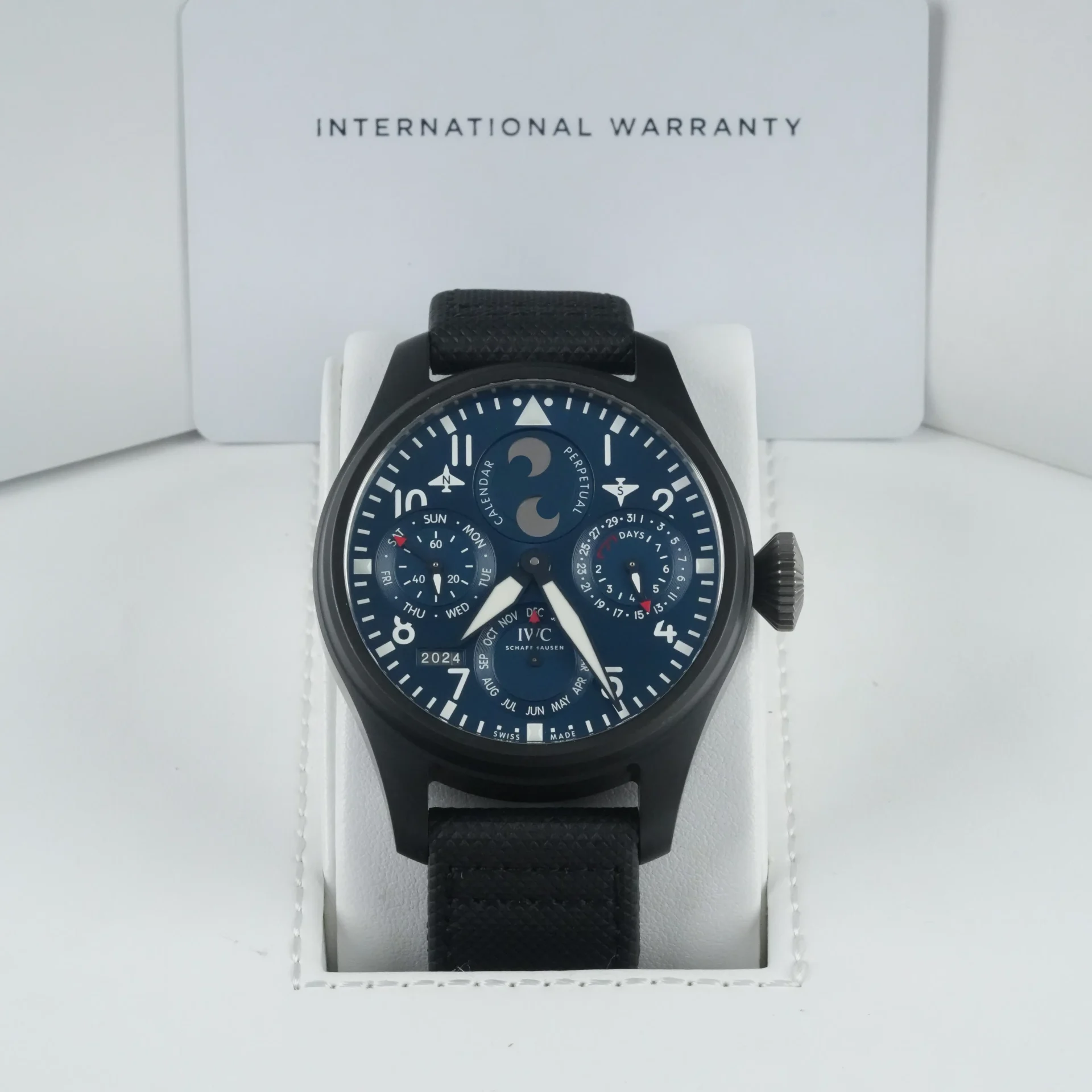 IWC Big Pilot Perpetual Calendar Rodeo Drive Edition in Matte Black Ceramic IW503001 - Görsel 5