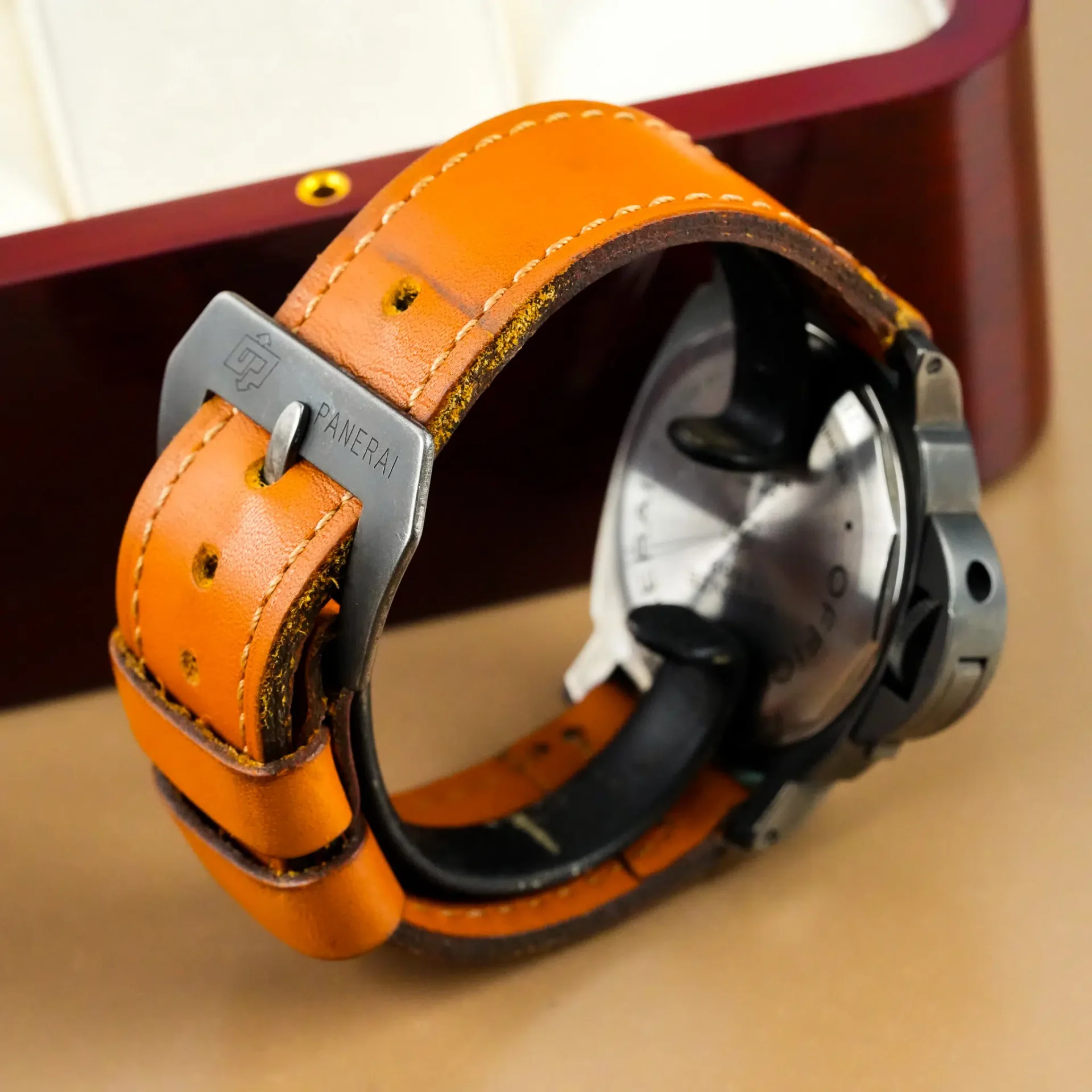 Panerai Luminor PVD 'Paneristi 10th Anniversary Limited Edition' PAM00360 - Görsel 4