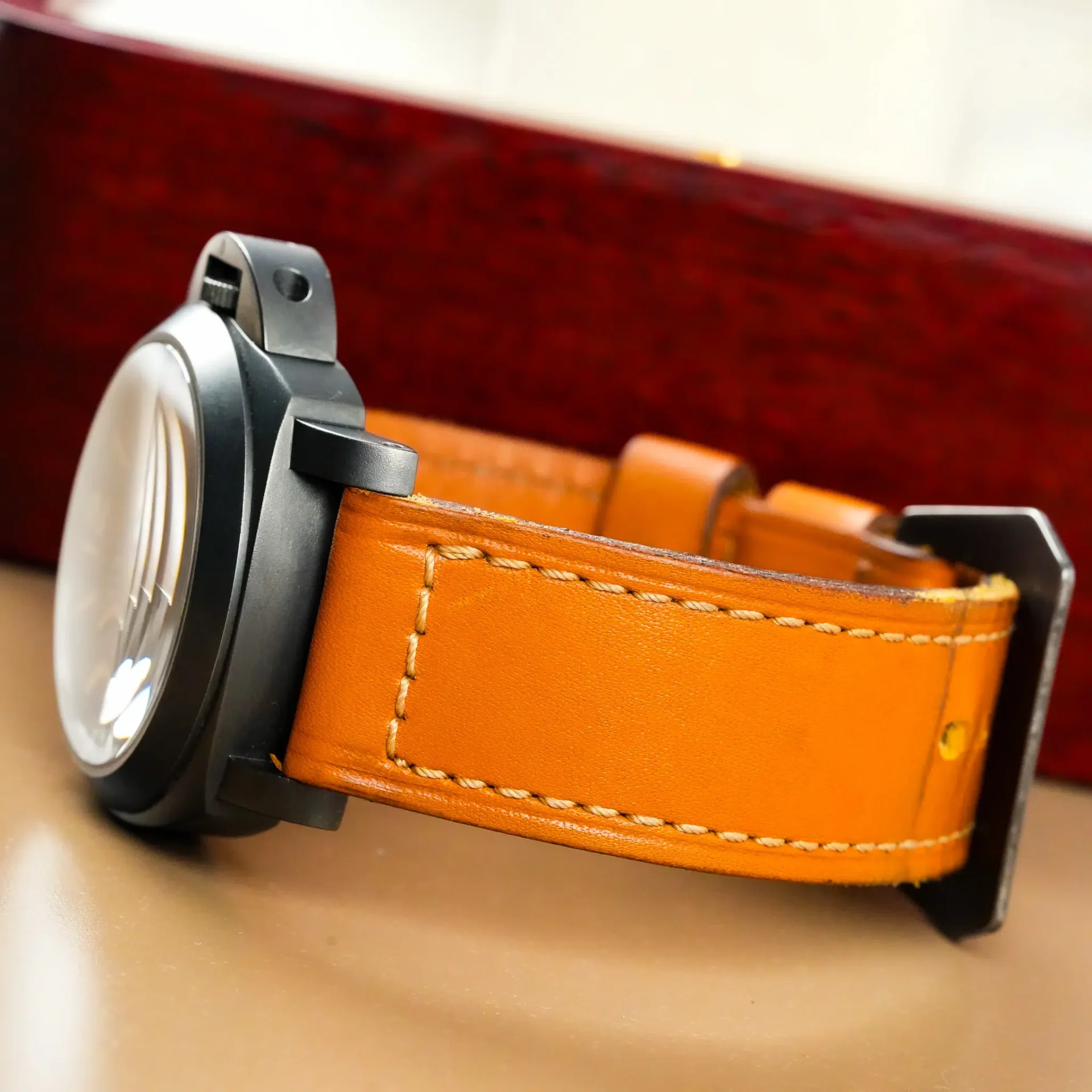 Panerai Luminor PVD 'Paneristi 10th Anniversary Limited Edition' PAM00360 - Görsel 6