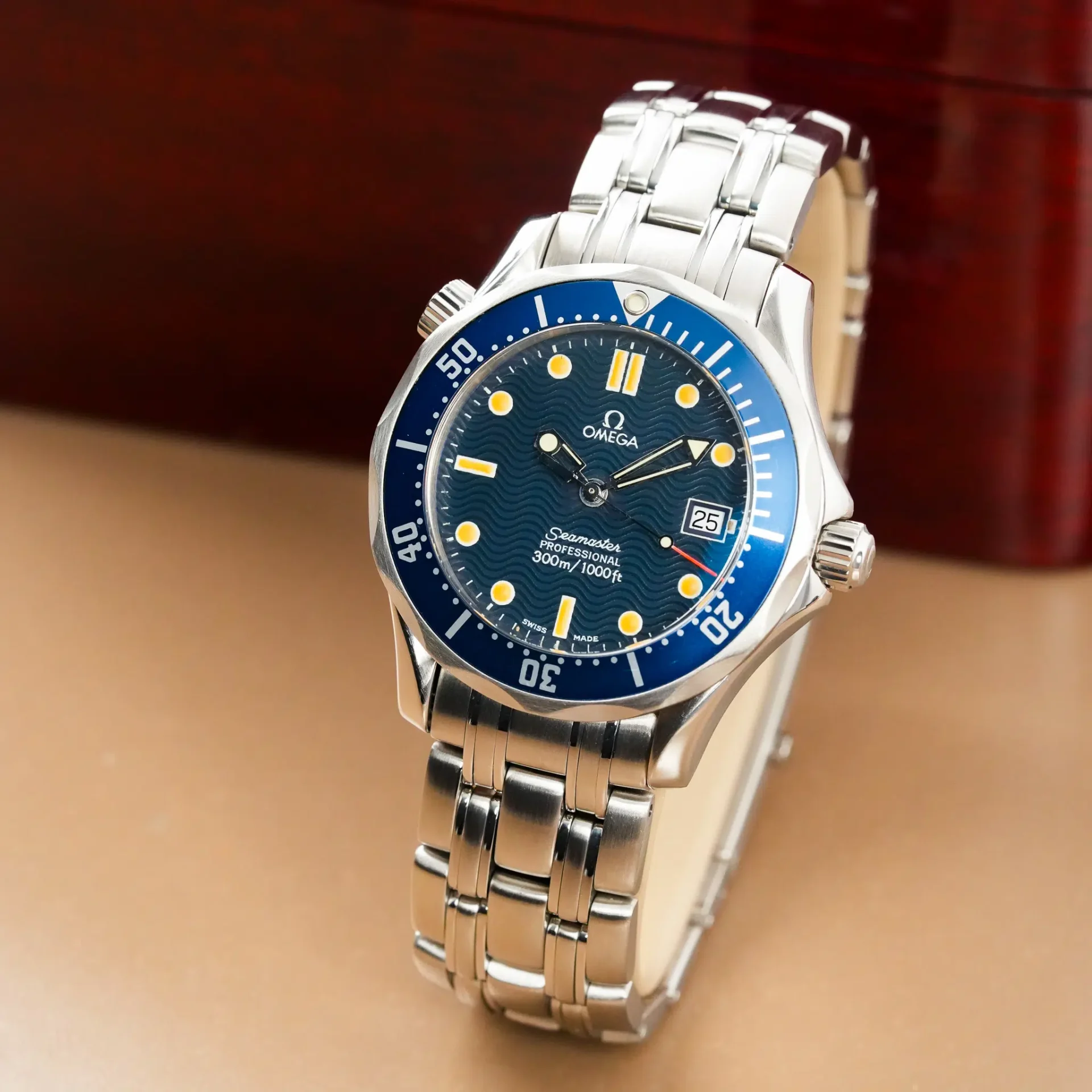 Omega Seamaster Professional Diver 300M Blue Wave Dial 25618000
