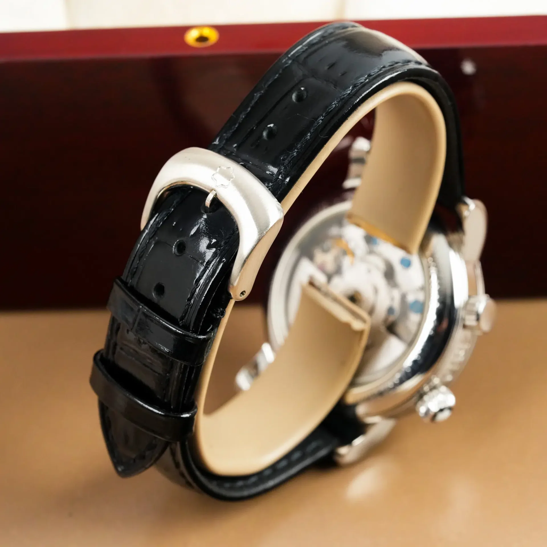 Montblanc Meisterstück Reveil Day-Date GMT 7026 PL62432 - Görsel 4