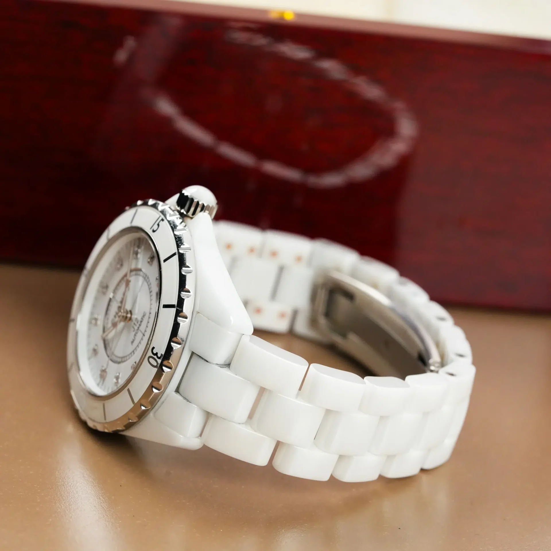 Chanel J12 White Ceramic Automatic Diamond Index H1628 - Görsel 6