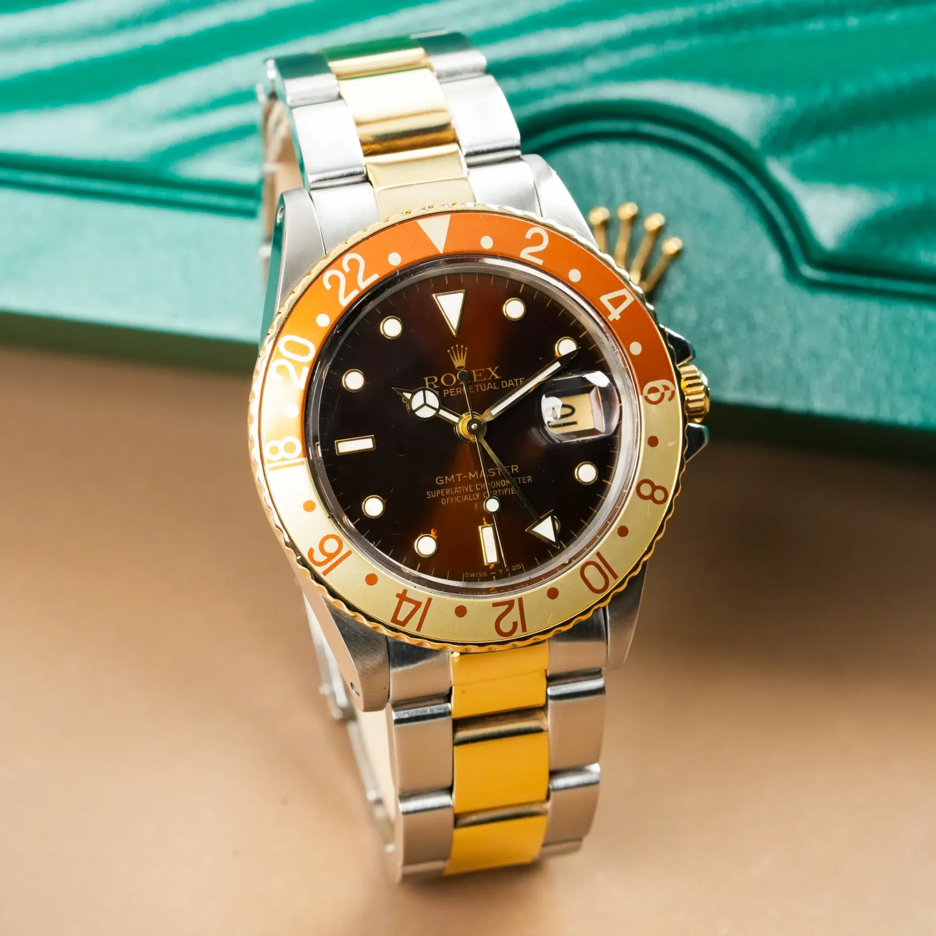 Rolex Gmt Master Root Beer Two Tone 18k Gold & Steel 16753 - Görsel 2