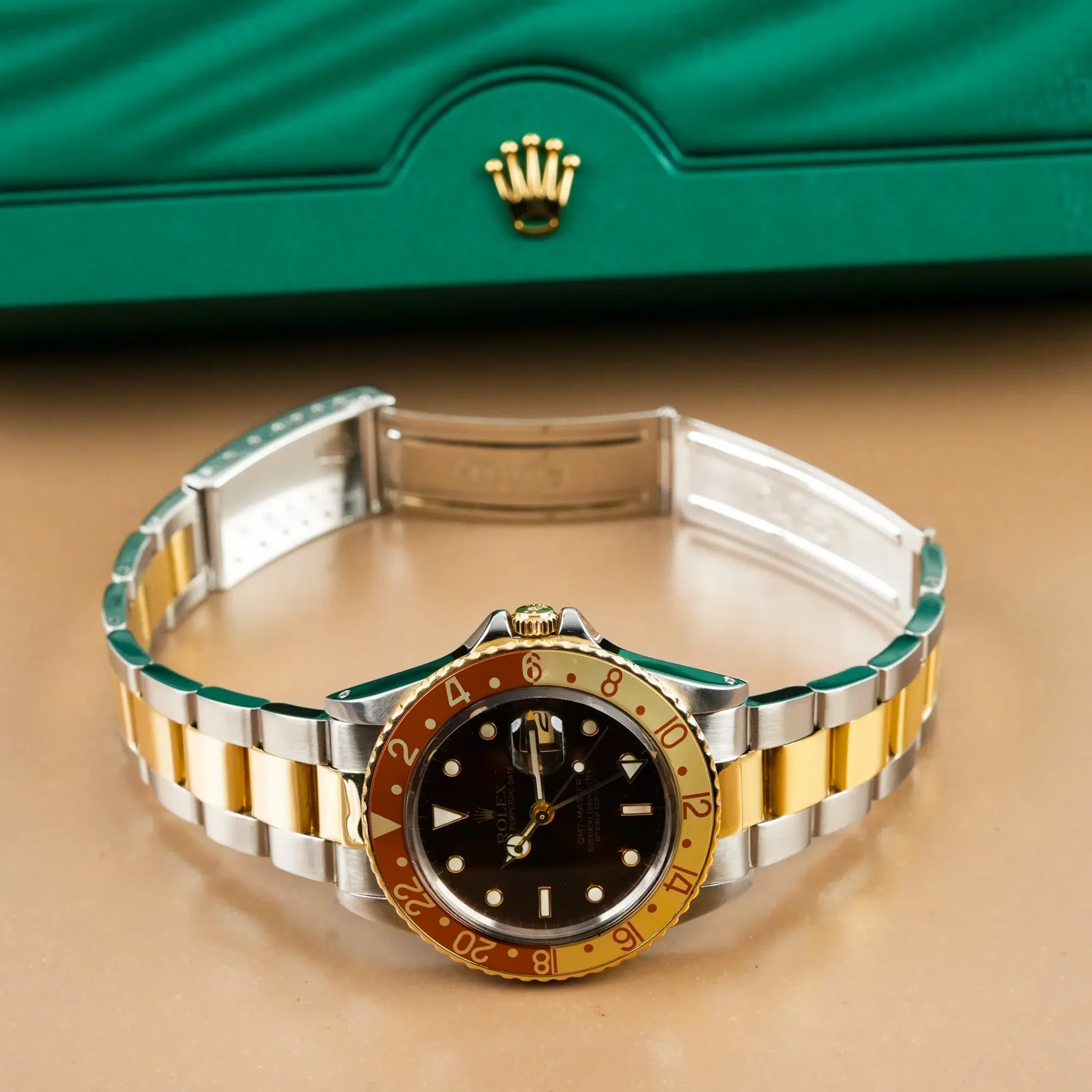 Rolex Gmt Master Root Beer Two Tone 18k Gold & Steel 16753 - Görsel 10