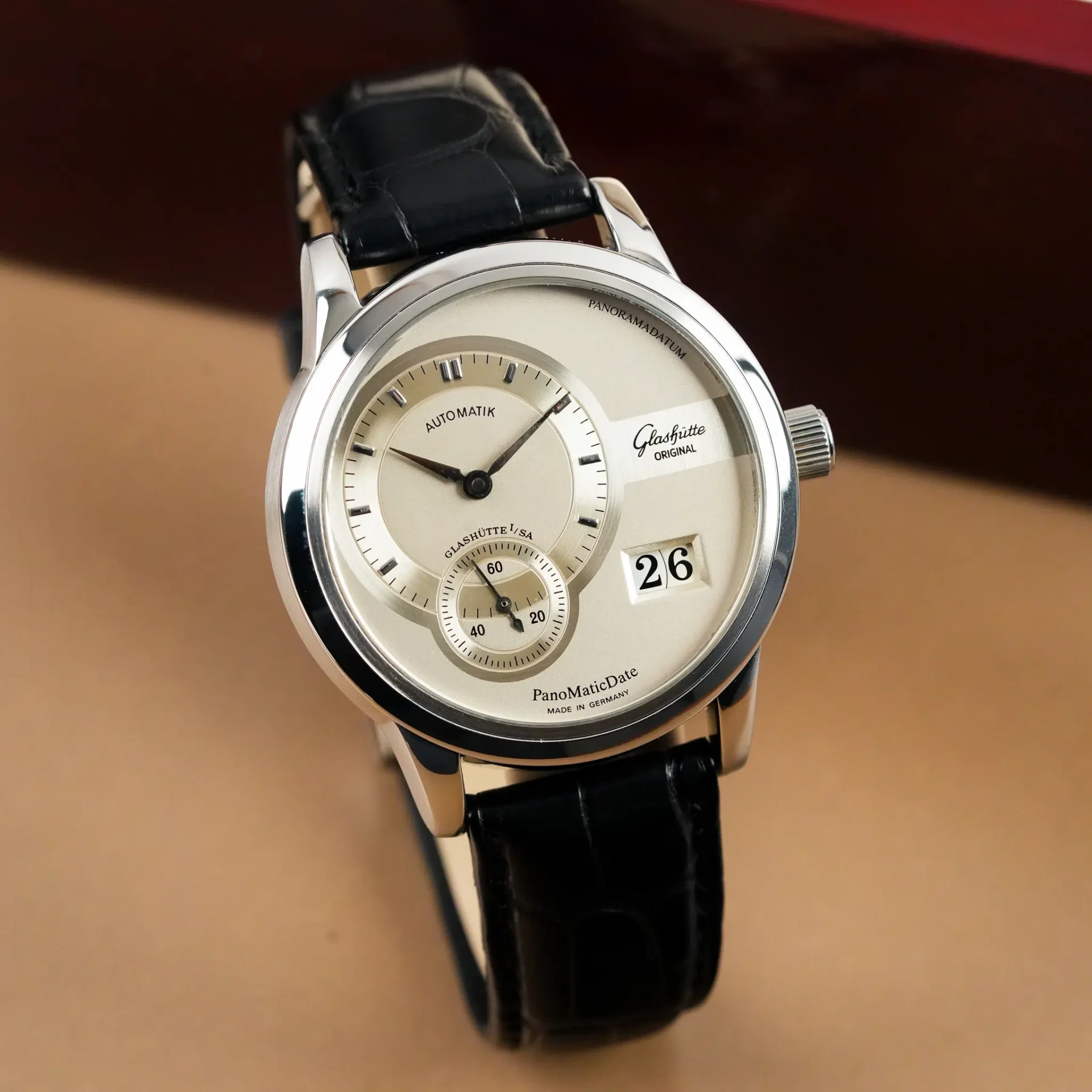 Glashütte Original PanoMaticDate Silver Dial 9001020204