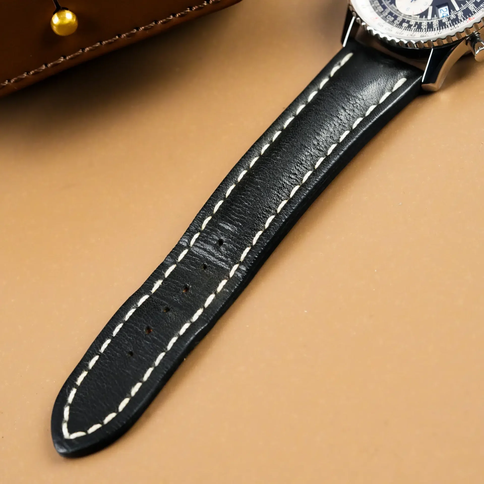 Breitling Super Constellation Navitimer Chronograph Limited Edition Panda Dial A23322 - Görsel 10