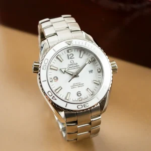 Omega  Seamaster Planet Ocean 600M  232.30.38.20.04.001