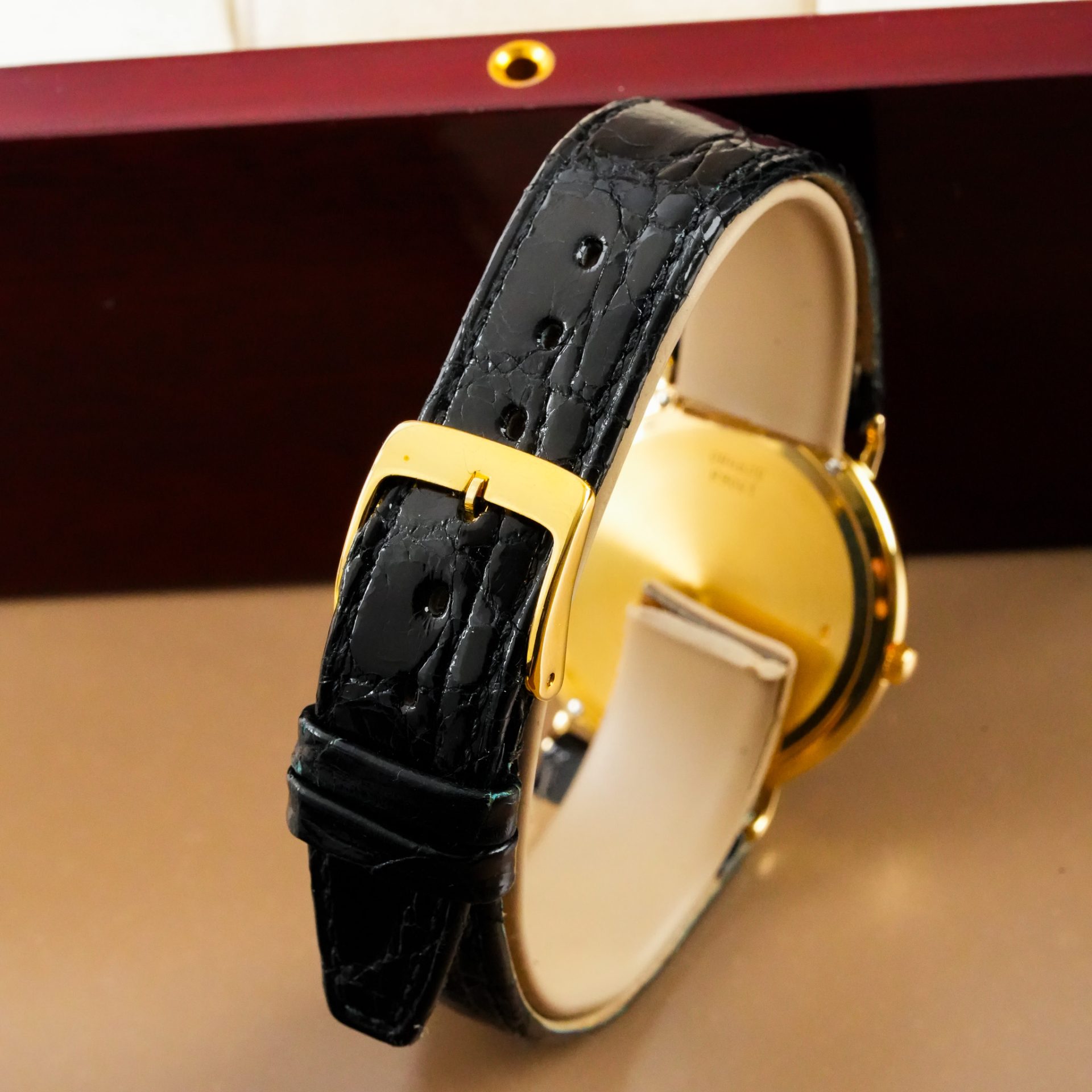 Piaget 18K Yellow Gold Classic Ultra Thin 15068 - Görsel 5