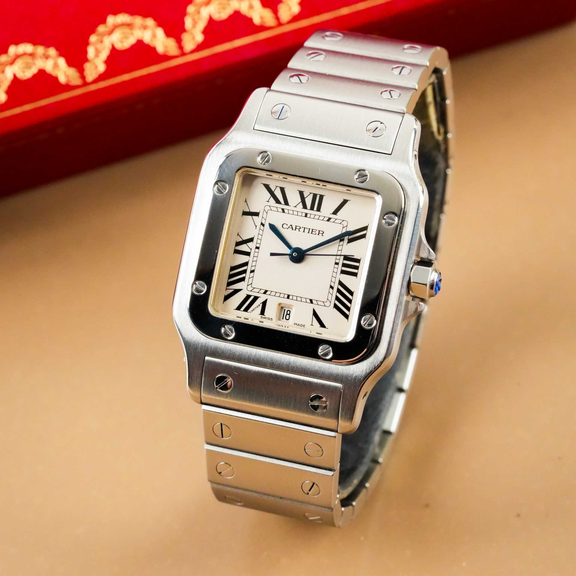Cartier Santos de Cartier Galbée Watch W20060D6 - Görsel 3
