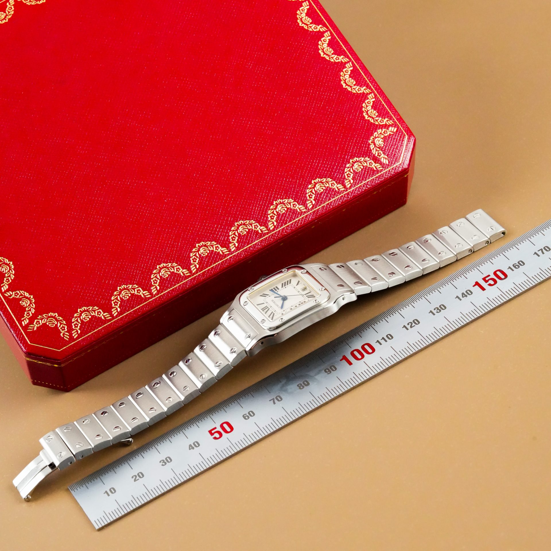 Cartier Santos de Cartier Galbée Watch W20060D6 - Görsel 12