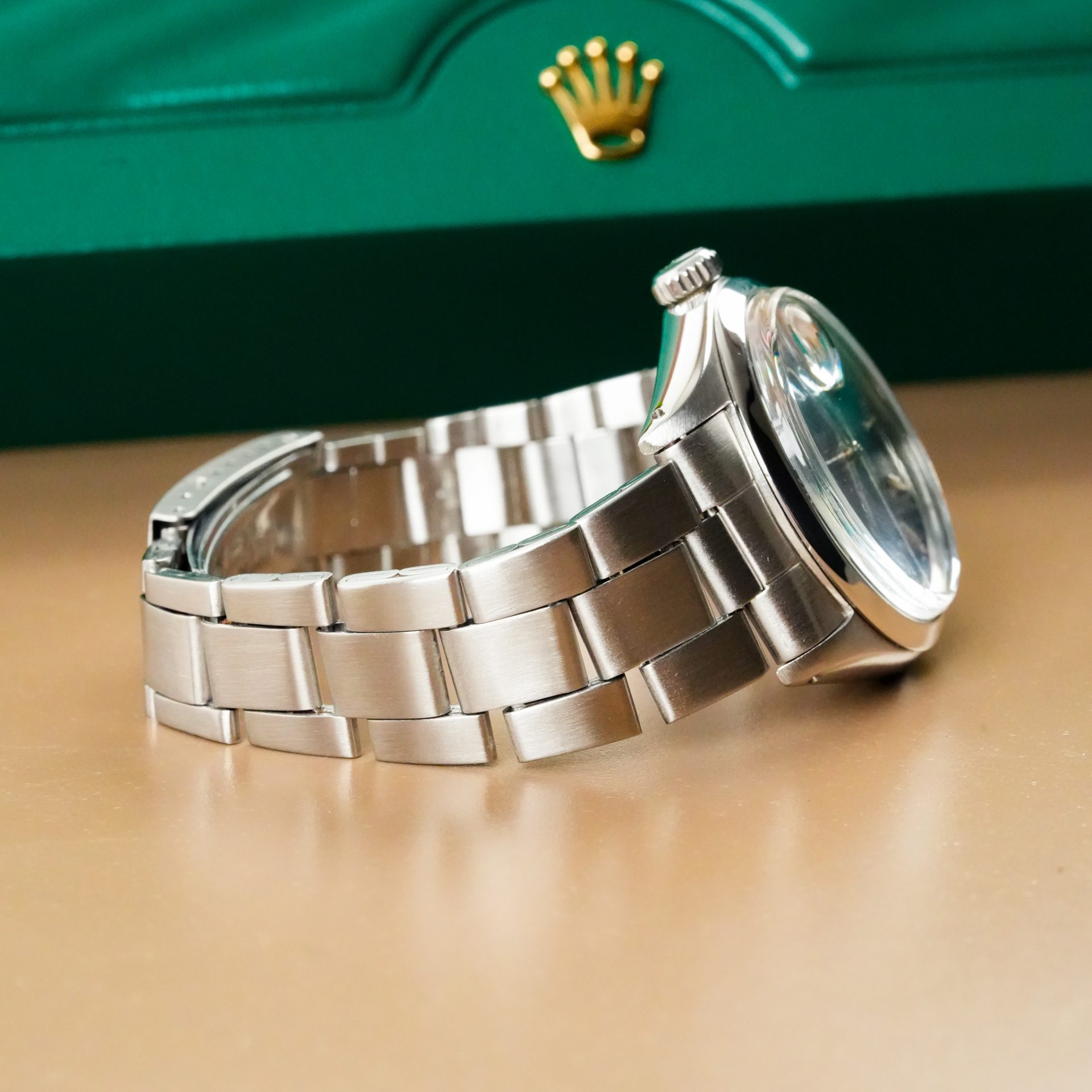 Rolex Model: Oyster Perpetual Date Blue Dial 1500 - Görsel 8