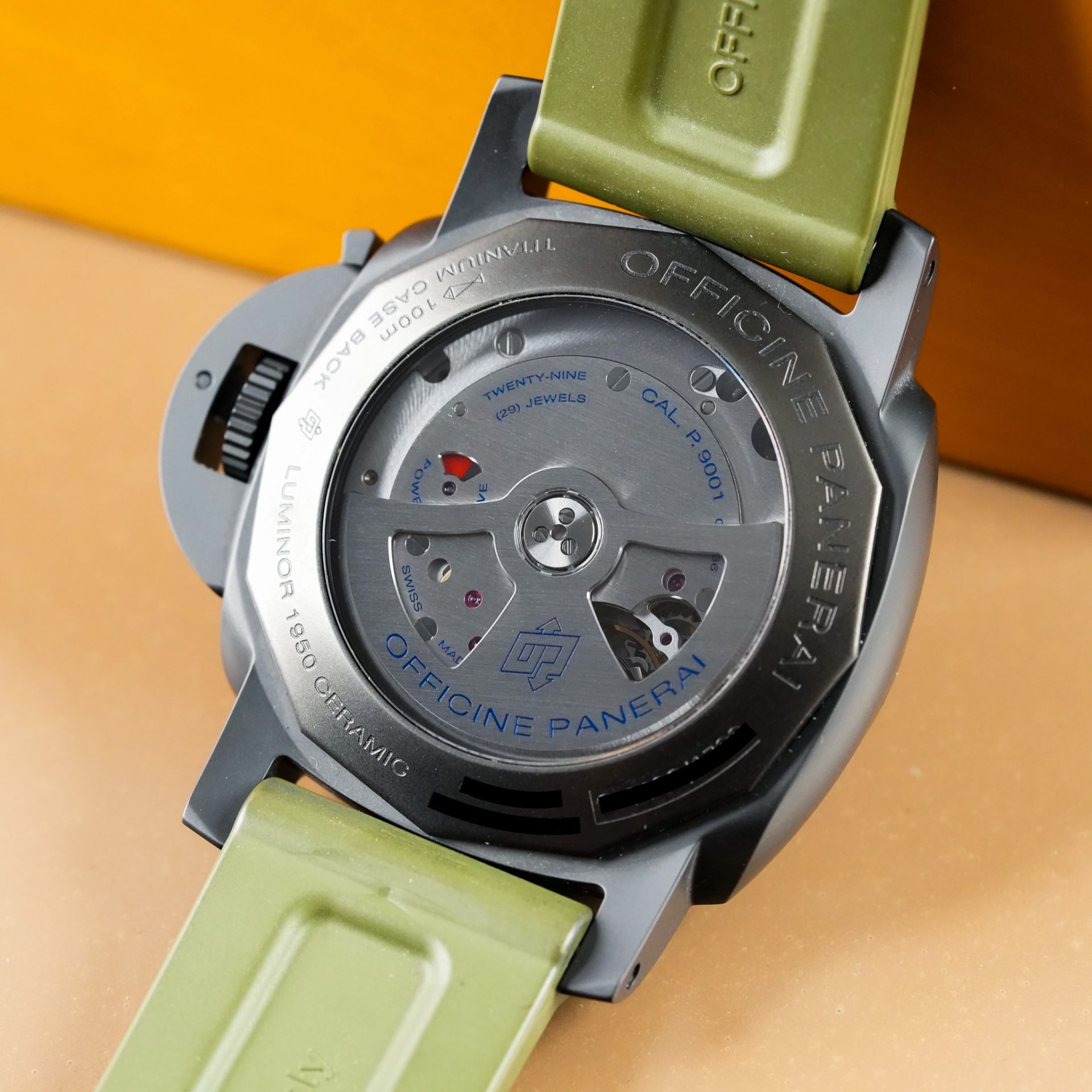 Panerai Luminor 1950 3 Days GMT Ceramic Automatic PAM00441 - Görsel 12