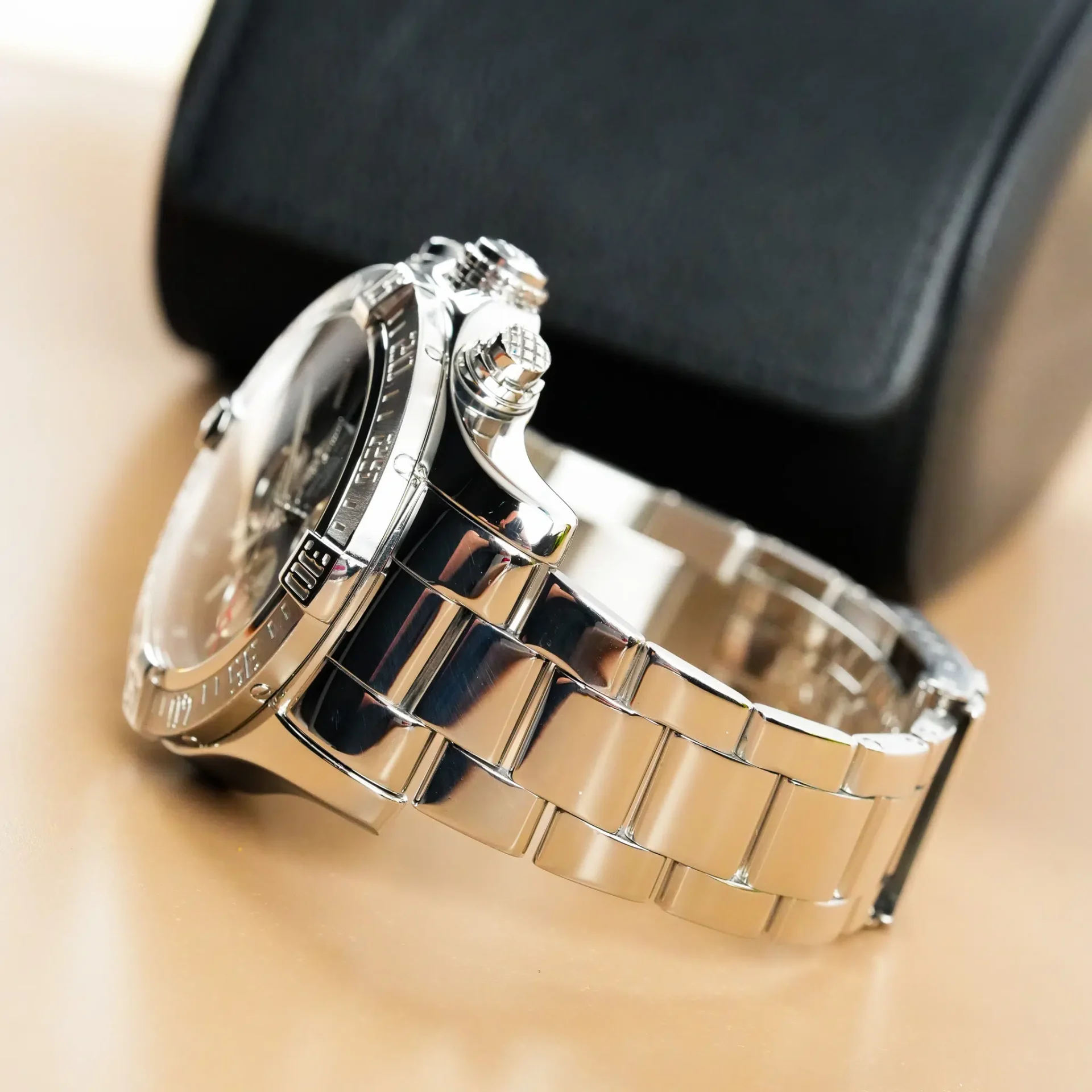 Breitling Super Avenger II A13371 - Görsel 5