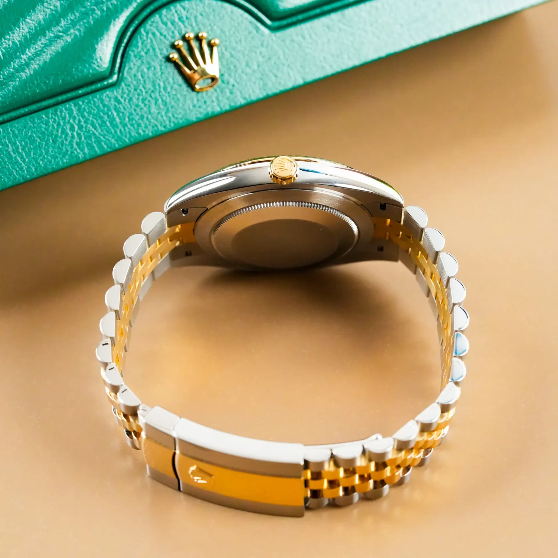 Rolex Datejust 41 Jubilee 18k Gold Fluted Bezel Diamond Index Gold Dial Full Set 126333 - Görsel 8