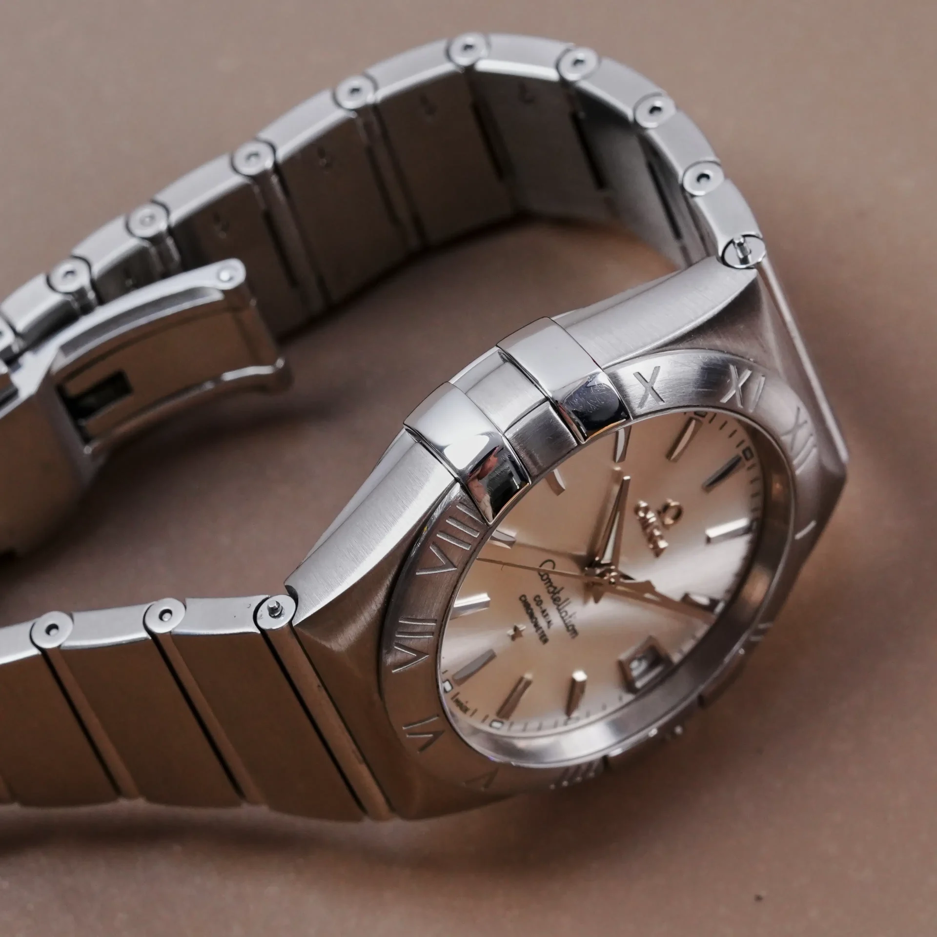 Omega Constellation Men Silver Dial 123.10.38.21.02.001 - Görsel 7