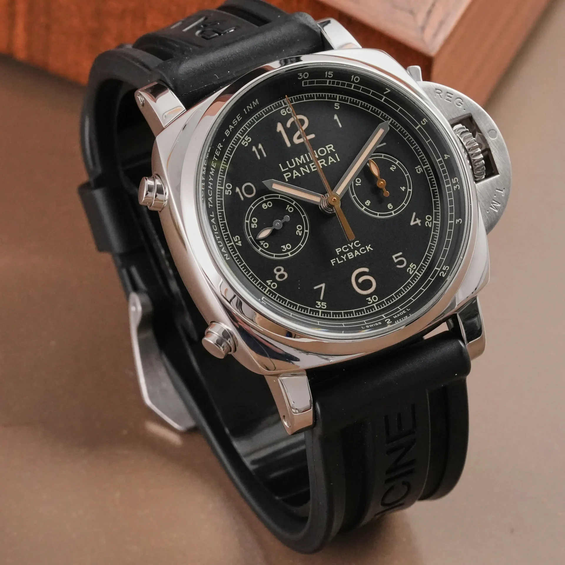 Panerai Luminor Yacht Challange Flyback Chronograph PAM00653