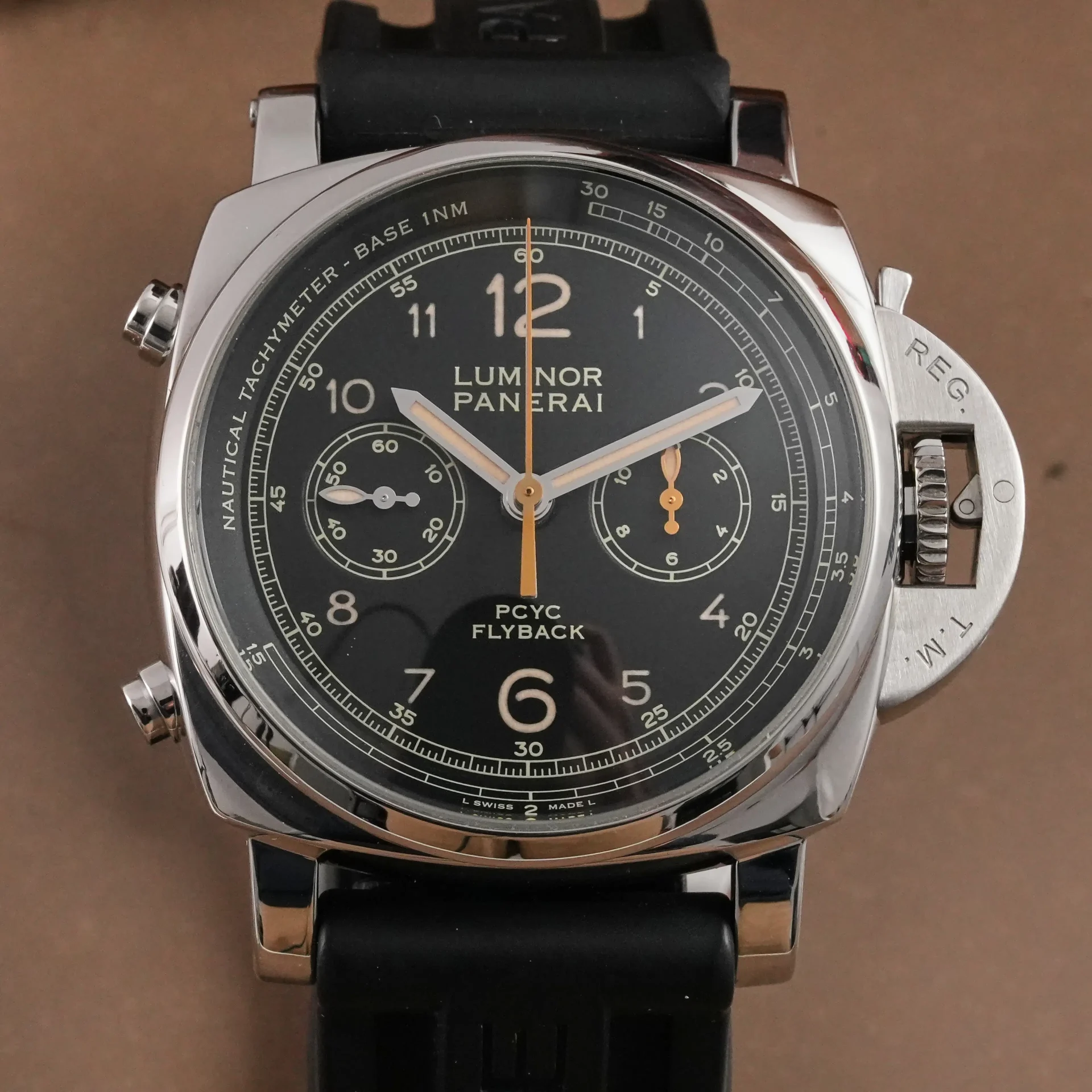 Panerai Luminor Yacht Challange Flyback Chronograph PAM00653 - Görsel 3
