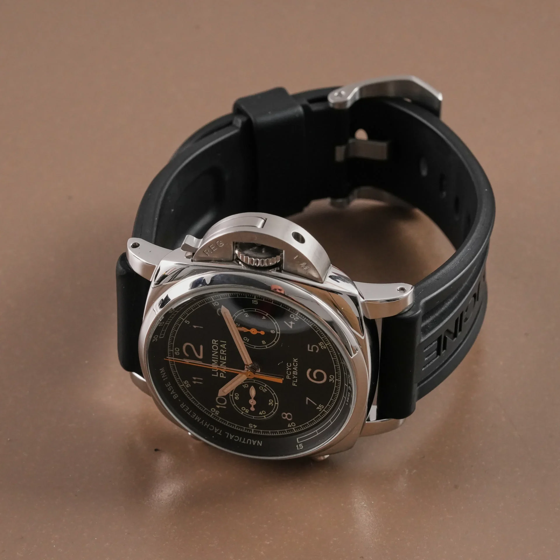 Panerai Luminor Yacht Challange Flyback Chronograph PAM00653 - Görsel 5