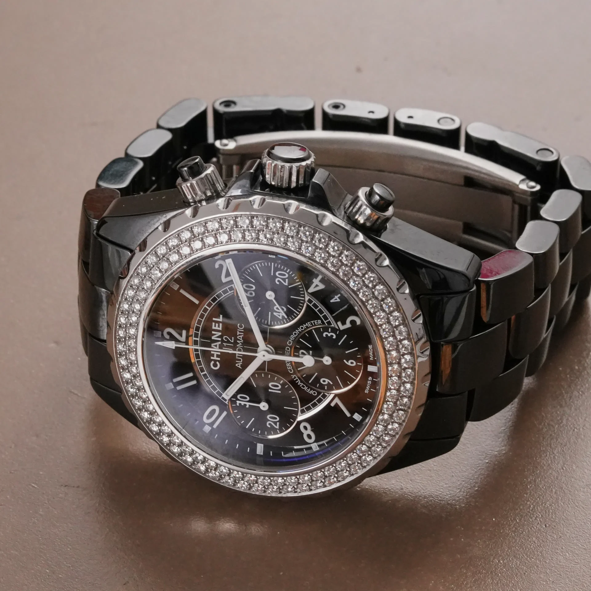Chanel J12 Chronograph Ceramic Diamond Bezel H0940 - Görsel 10