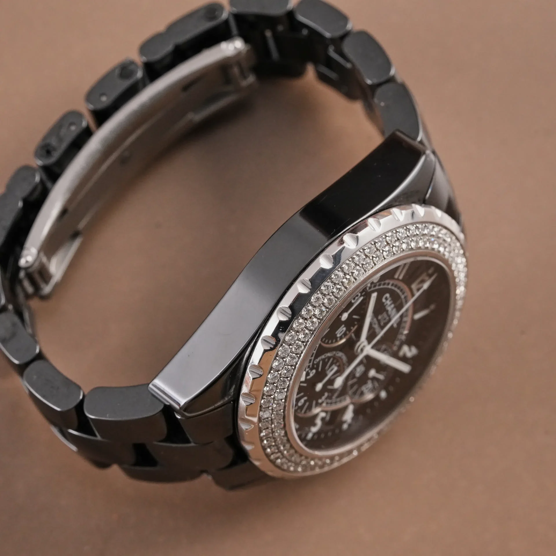 Chanel J12 Chronograph Ceramic Diamond Bezel H0940 - Görsel 7
