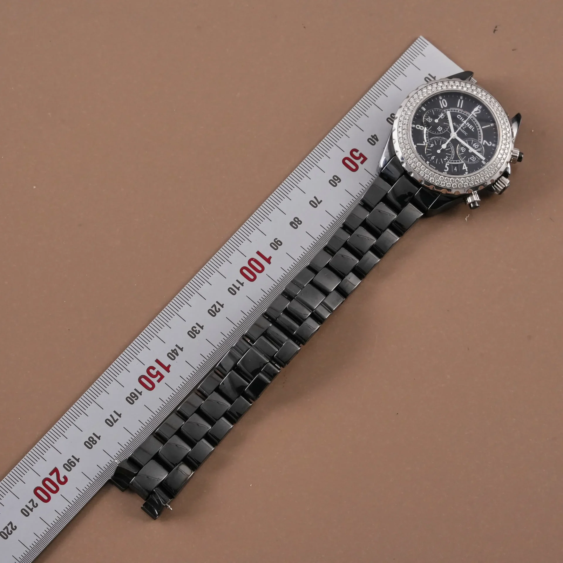 Chanel J12 Chronograph Ceramic Diamond Bezel H0940 - Görsel 4