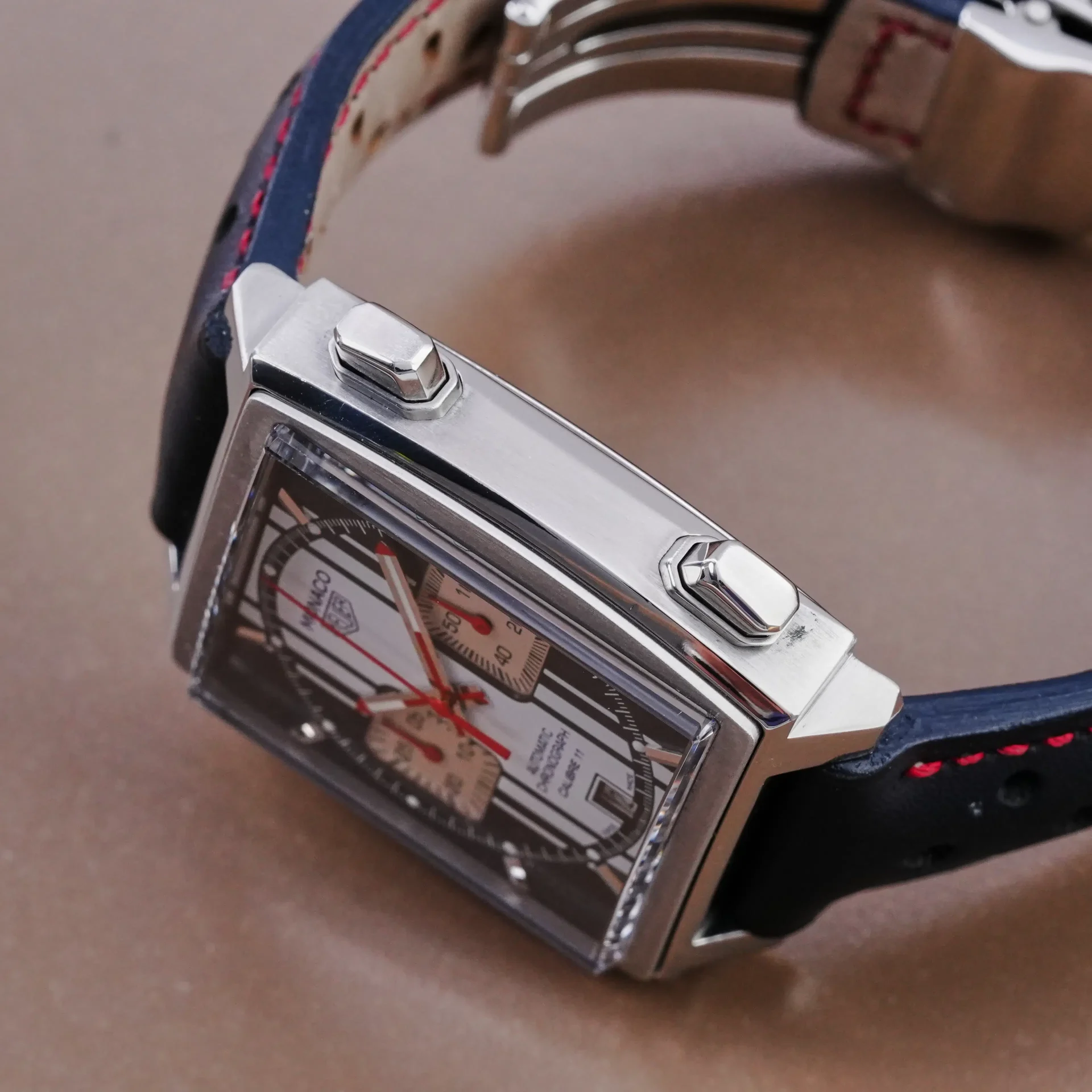 TAG Heuer Monaco Calibre 11 Chronograph Steve McQueen CAW211D-0 - Görsel 6