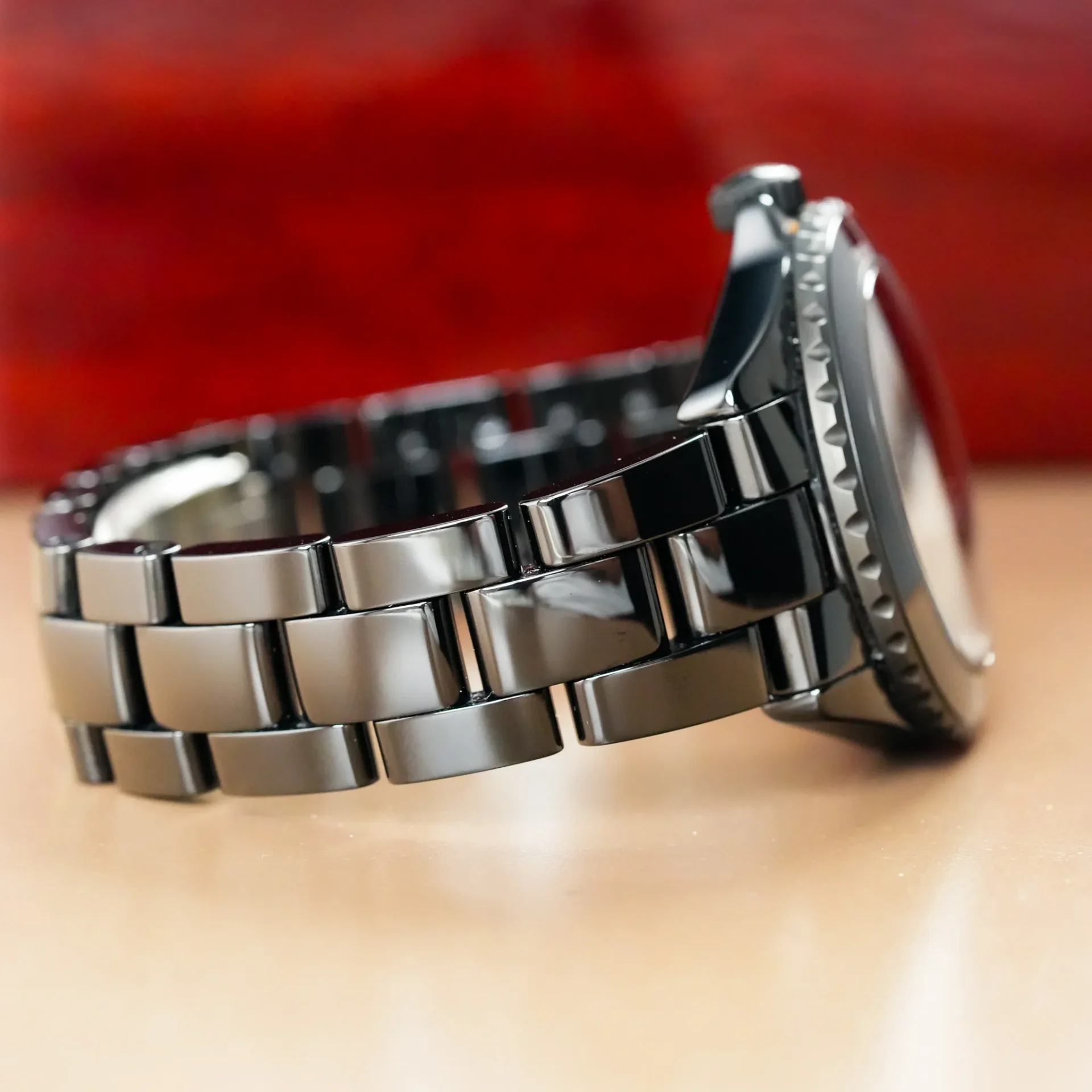 Chanel J12 Wanted Limited Edition H7418 - Görsel 7