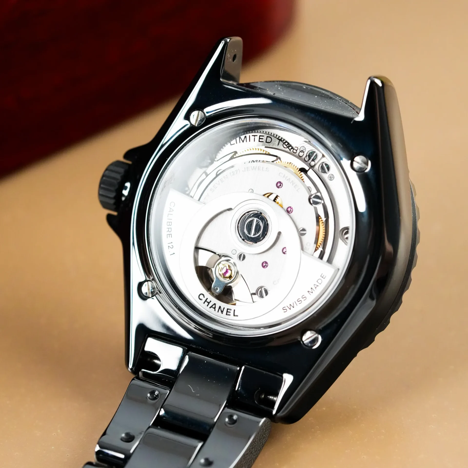 Chanel J12 Wanted Limited Edition H7418 - Görsel 12