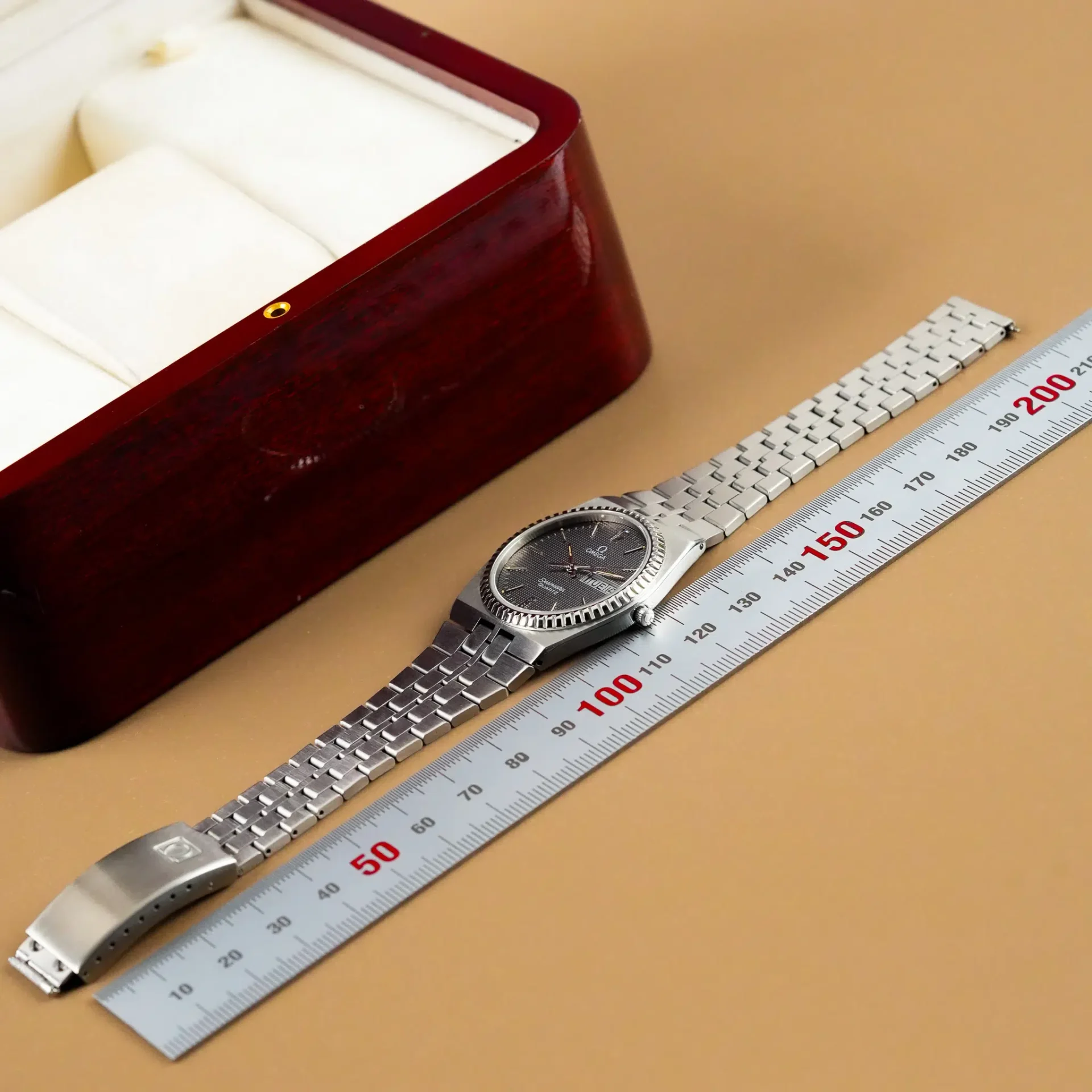 Omega Seamaster Day Date Vintage 1425 - Görsel 11