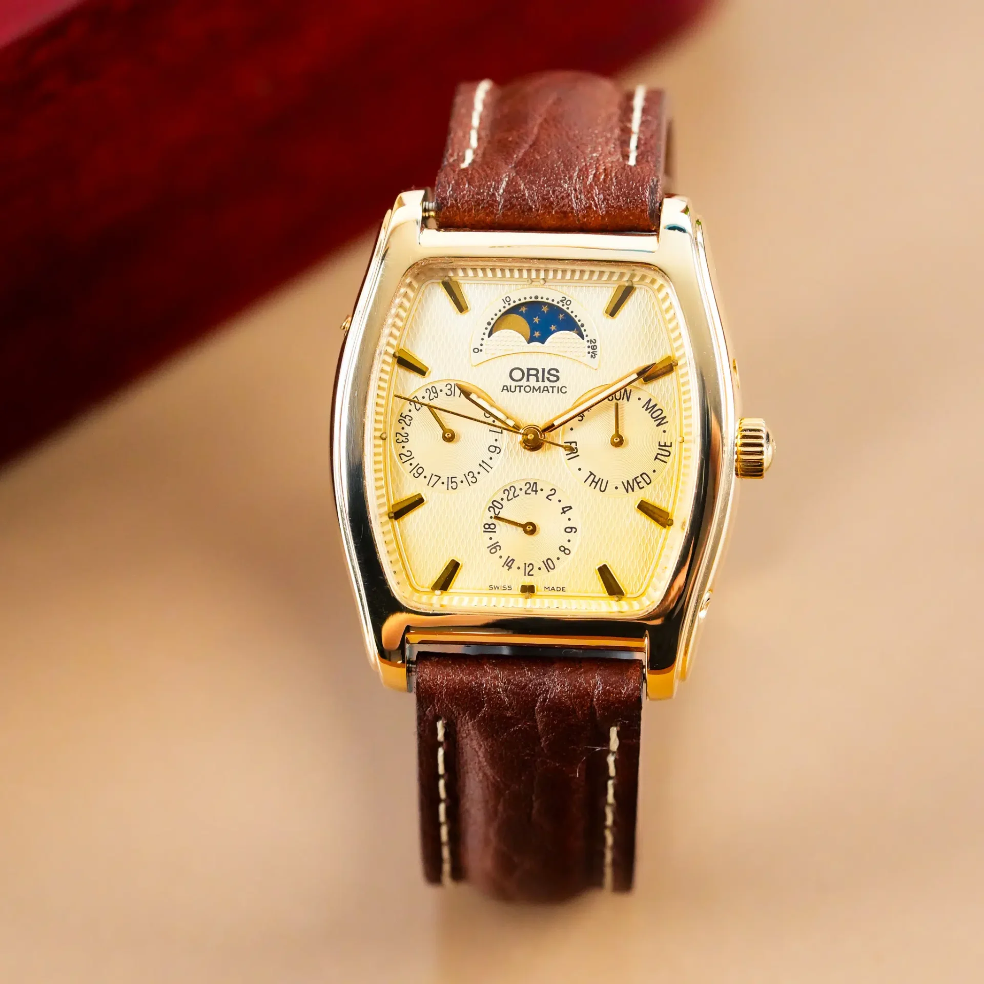 Oris Tonneau Moonphase 7488 - Görsel 3