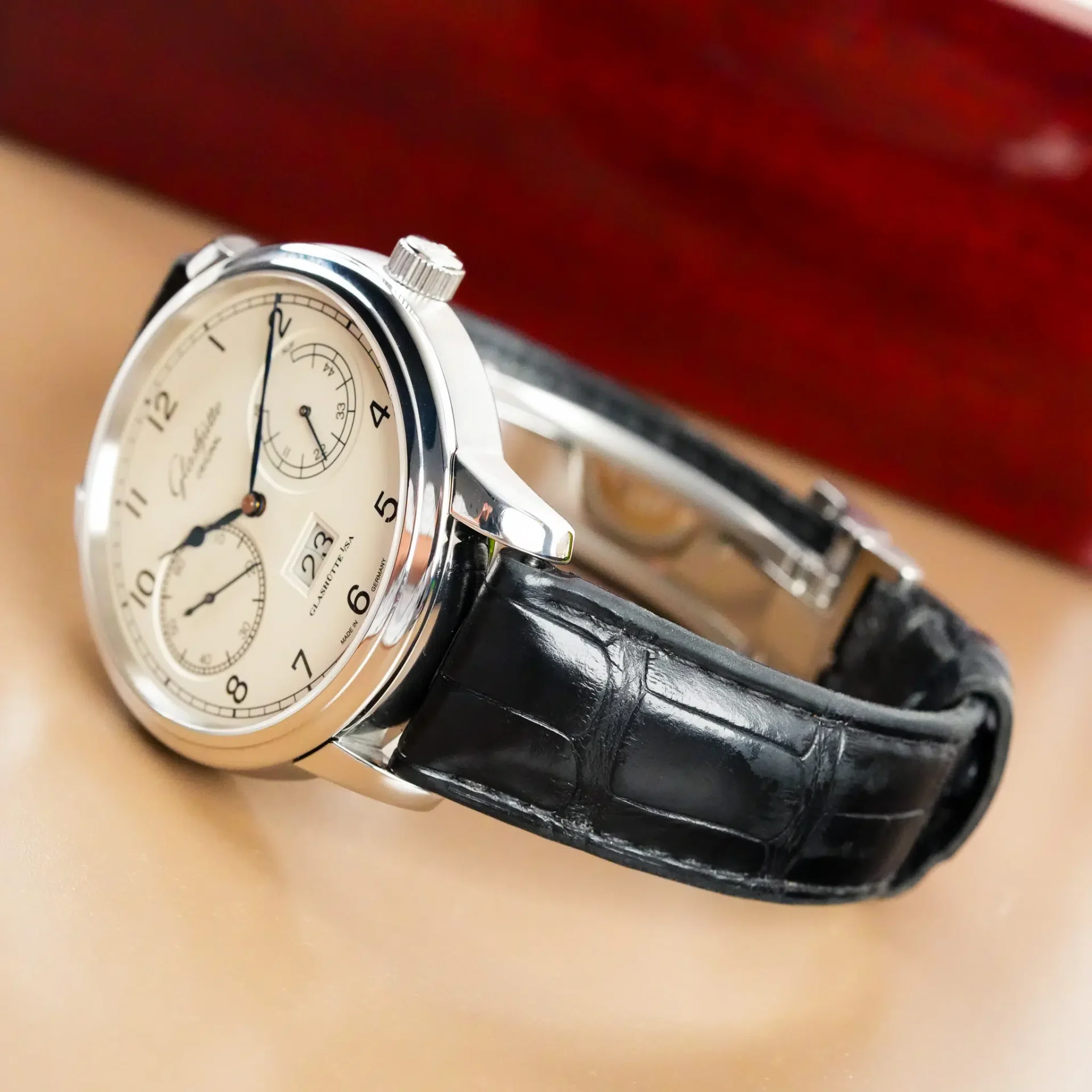 Glashütte Original Senator Observer Panorama Date White Dial 100-14-05-02-05 - Görsel 6