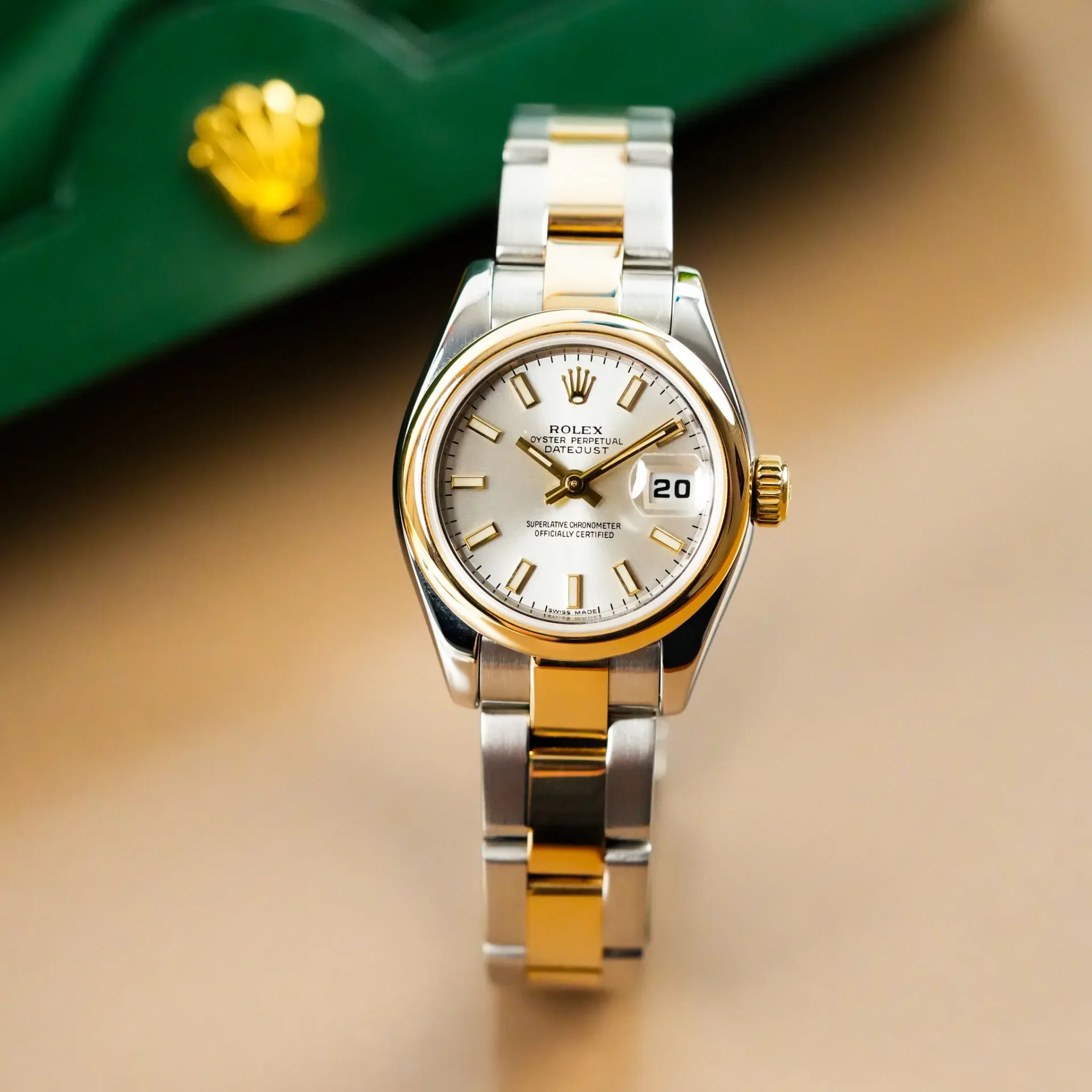 Rolex Lady Datejust 26 18k Gold Smooth Bezel Stick Dial 179163 - Görsel 3