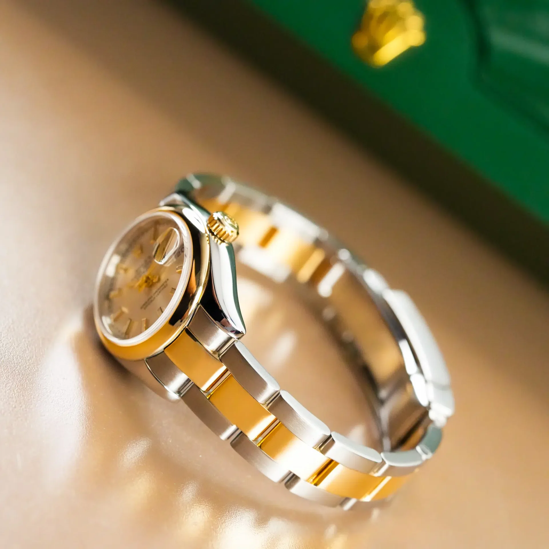 Rolex Lady Datejust 26 18k Gold Smooth Bezel Stick Dial 179163 - Görsel 6