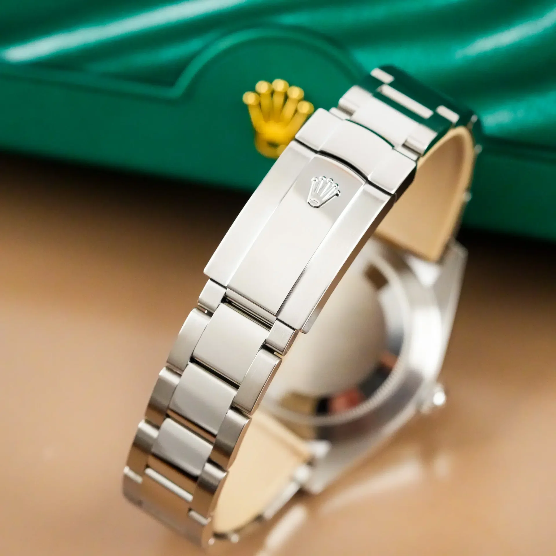 Rolex DateJust White Dial Stick Smooth Bezel 126300 - Görsel 4
