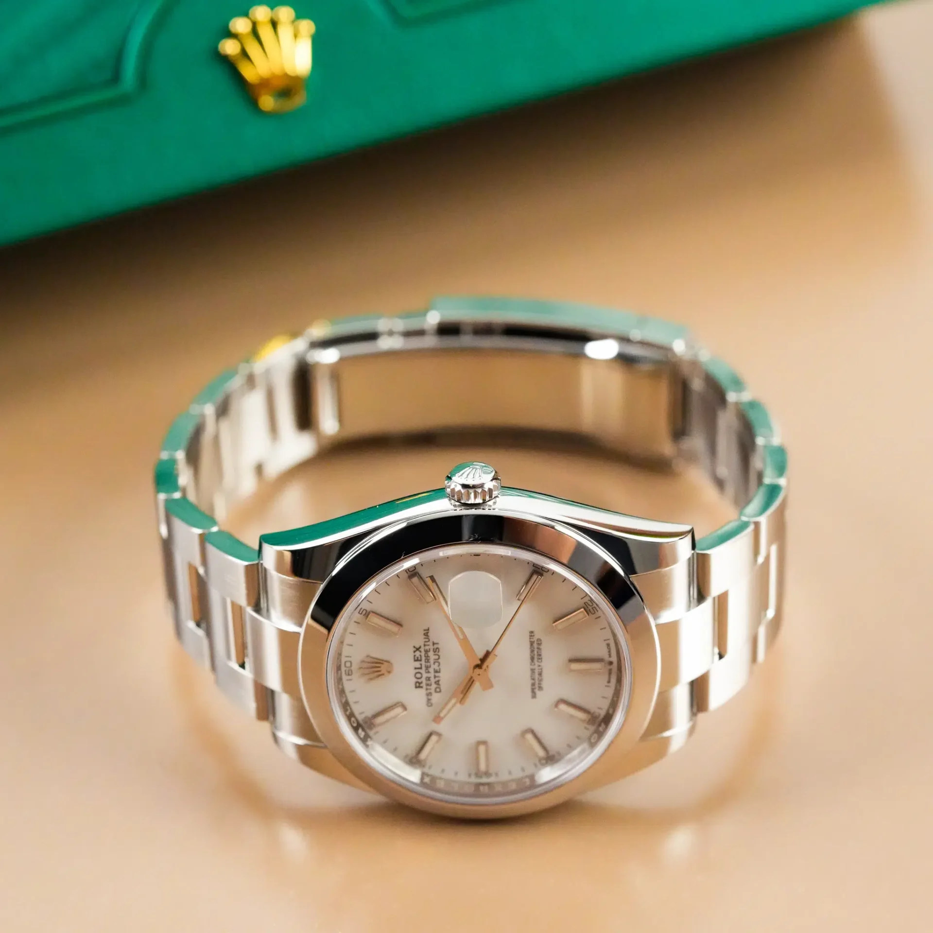 Rolex DateJust White Dial Stick Smooth Bezel 126300 - Görsel 5