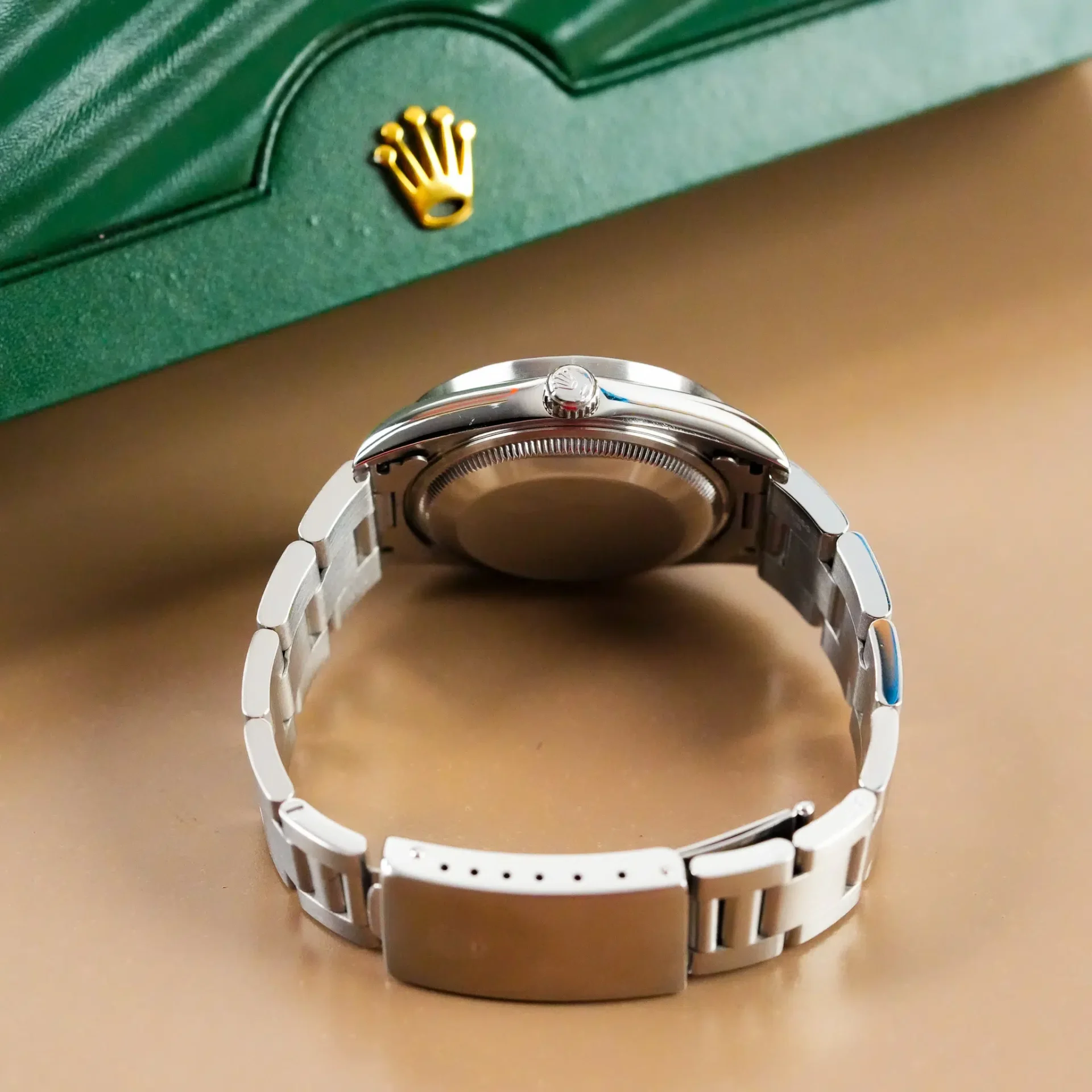 Rolex Oyster Perpetual Date Engine Turned Bezel 15210 - Görsel 8