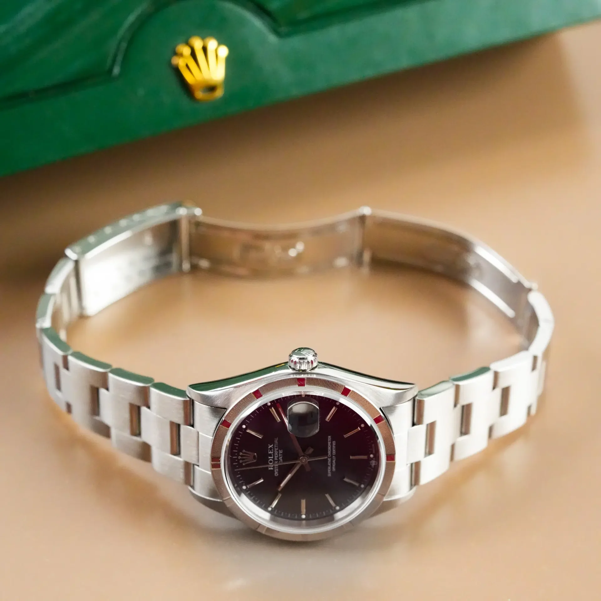 Rolex Oyster Perpetual Date Engine Turned Bezel 15210 - Görsel 10