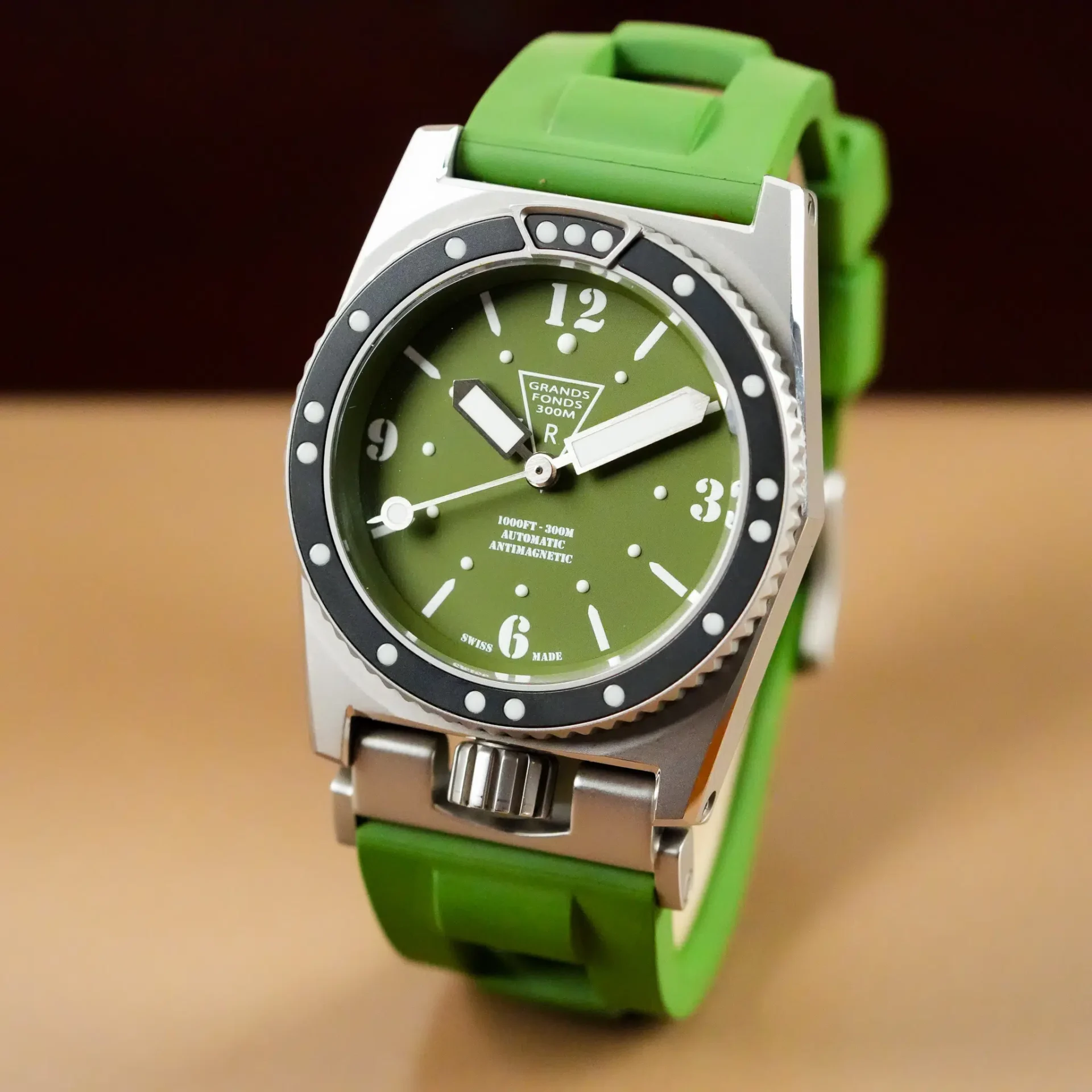 ZRC Grands Fonds 300 Antimagnetic Militaria GF40118 - Görsel 2