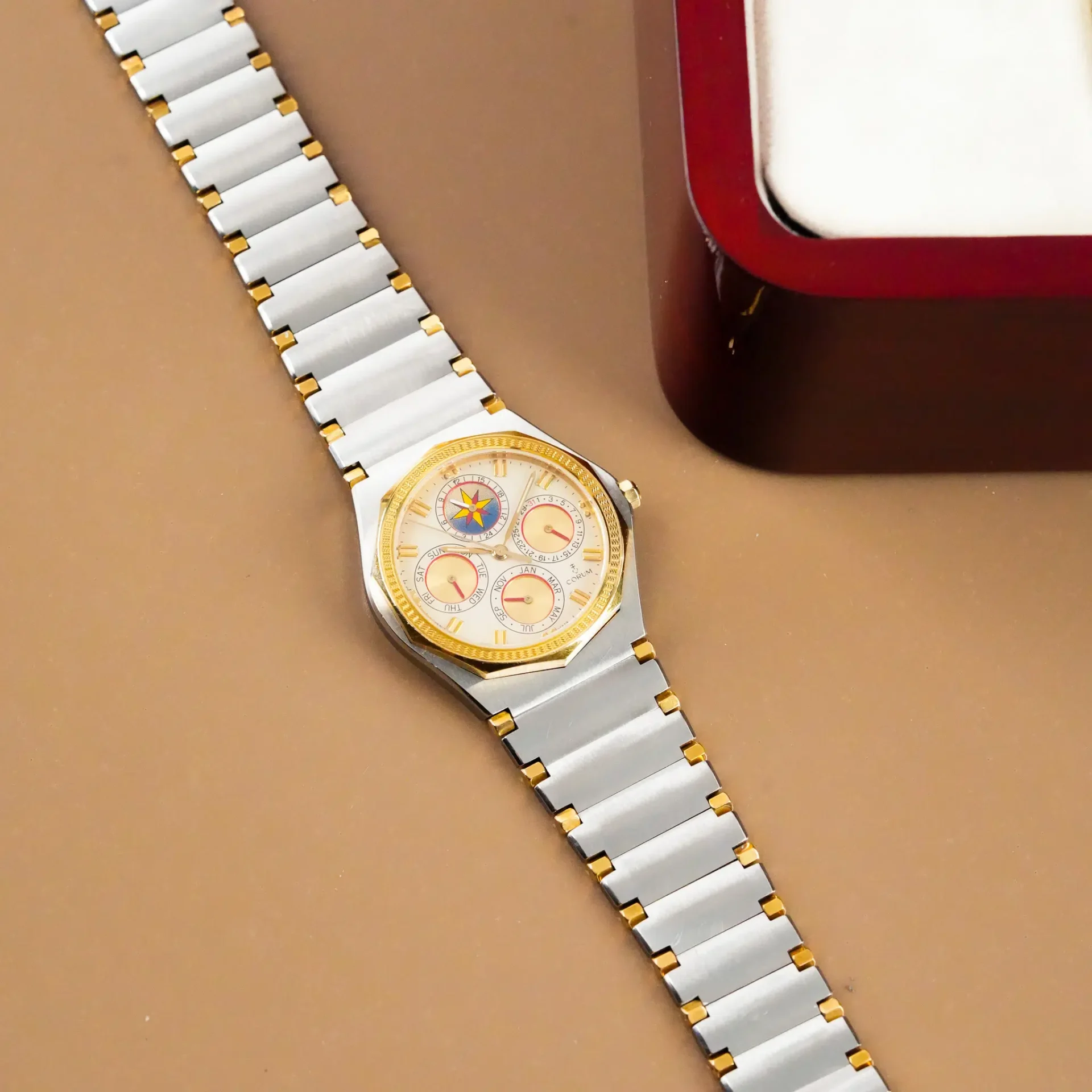 Corum Admiral's Cup Triple Date Two Tone 18k Gold 92.115.21. V-200 - Görsel 11